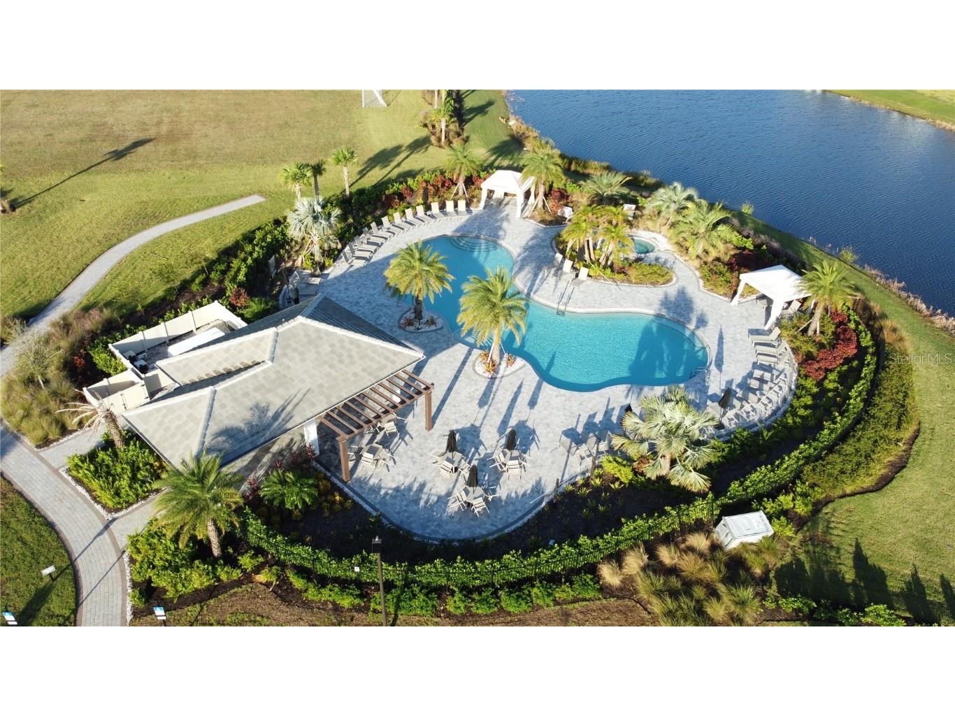 4233 Pond Brook Court Lakewood Ranch FL 34211 A4626106 image4