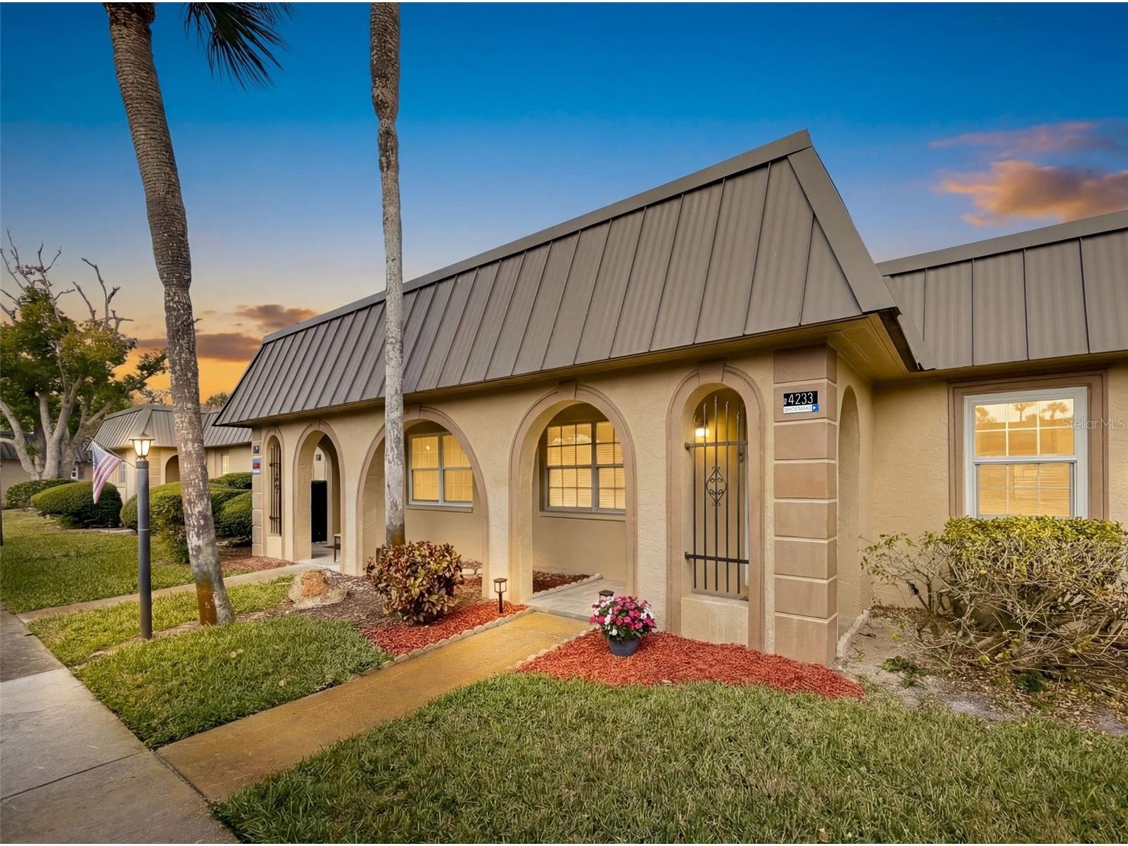 4233 Stratford Drive #D New Port Richey FL 34652 W7883008 image2