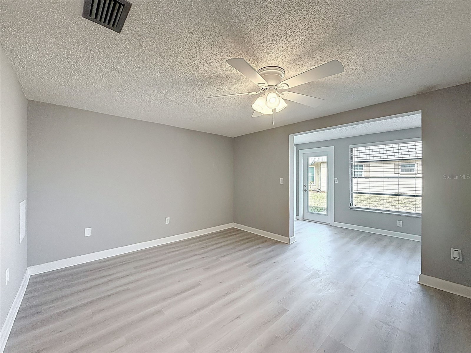 4233 Stratford Drive #D New Port Richey FL 34652 W7883008 image22