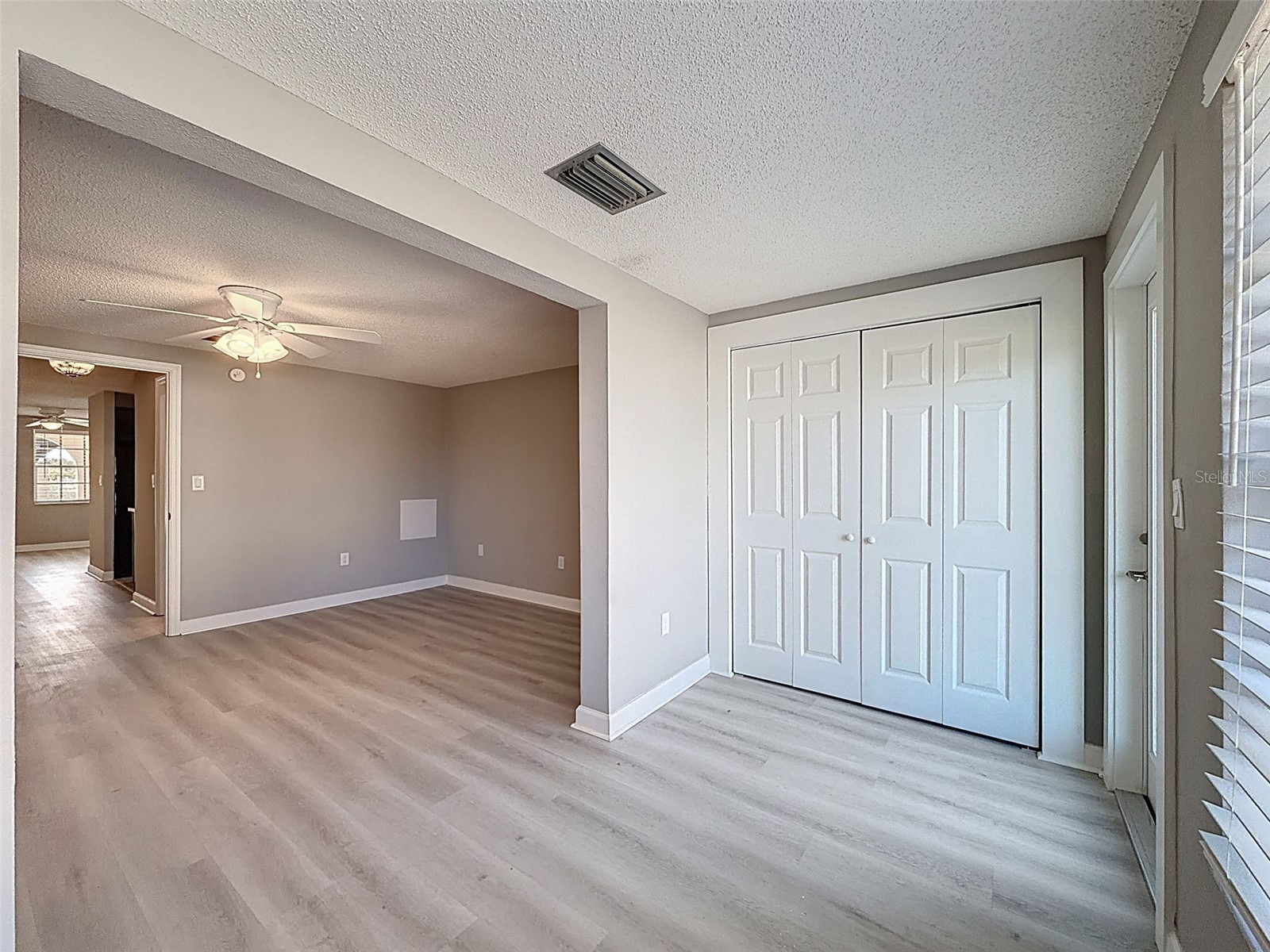 4233 Stratford Drive #D New Port Richey FL 34652 W7883008 image25