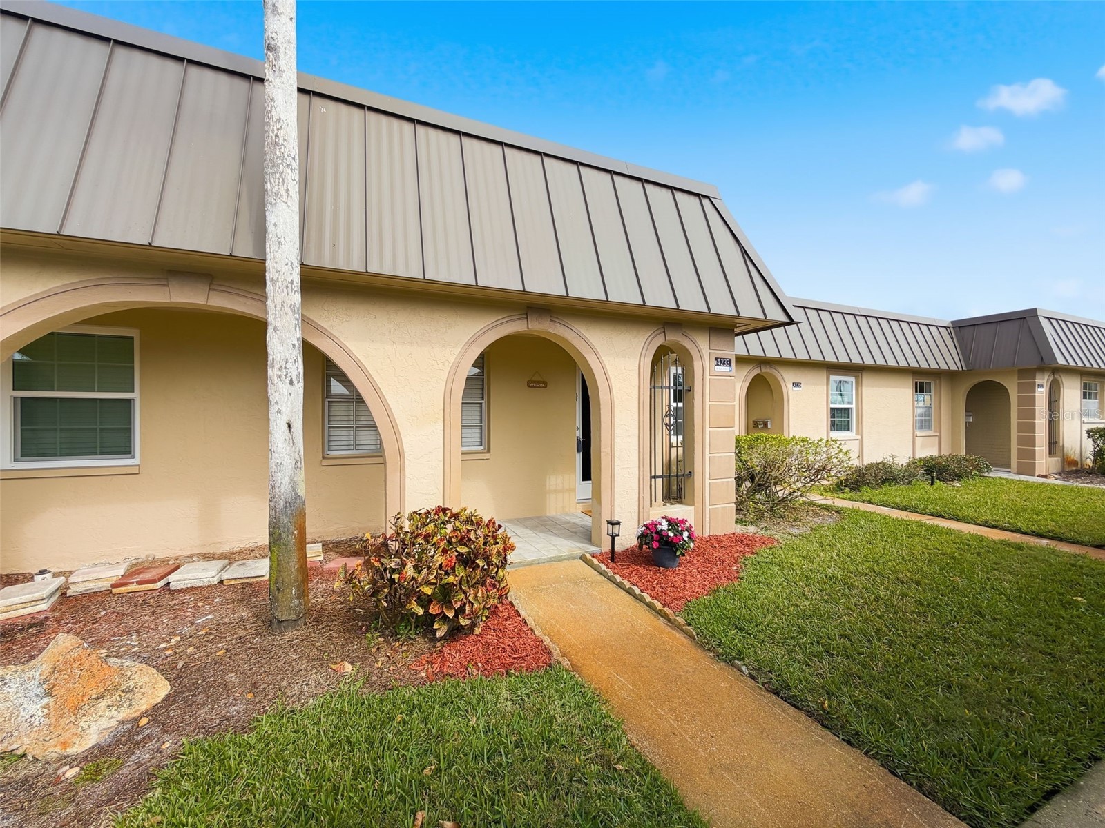 4233 Stratford Drive #D New Port Richey FL 34652 W7883008 image4