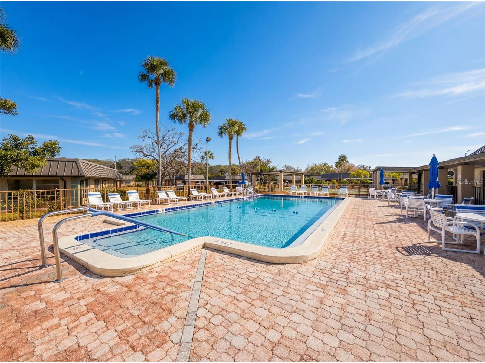 4233 Stratford Drive #D New Port Richey FL 34652 W7883008 image48