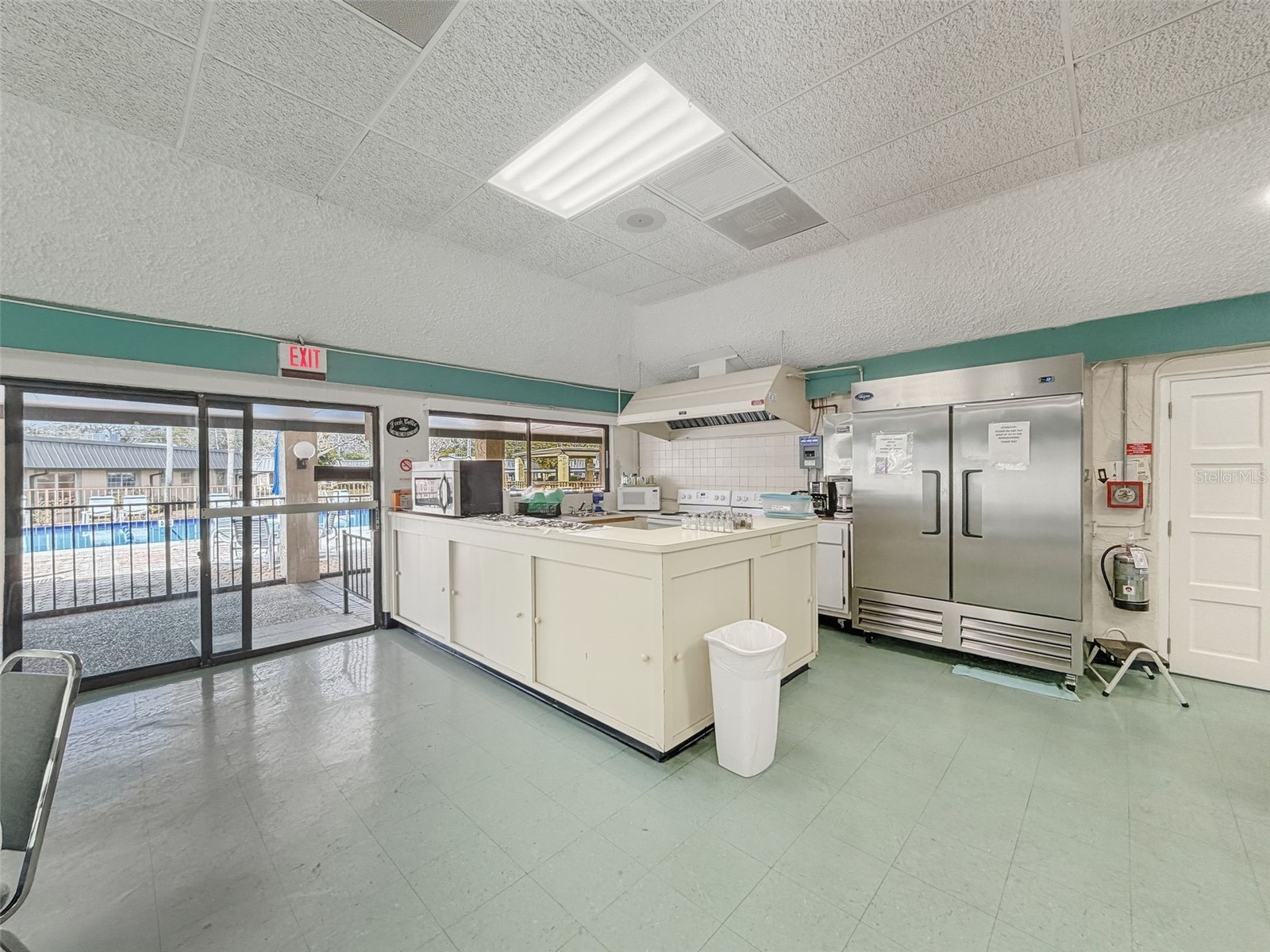 4233 Stratford Drive #D New Port Richey FL 34652 W7883008 image53