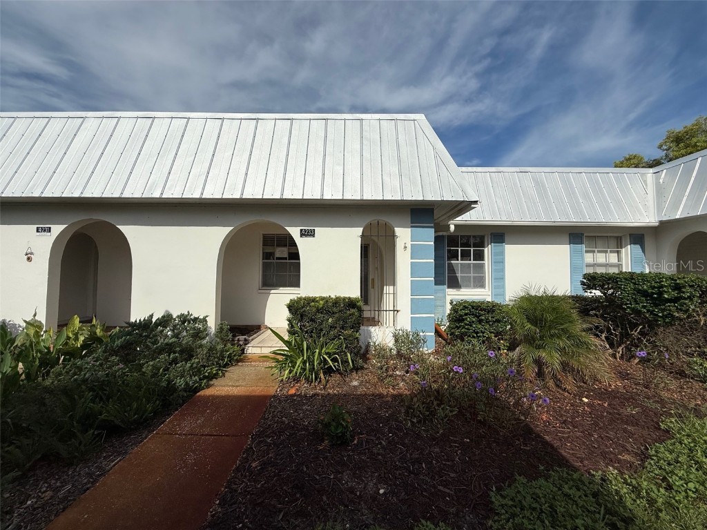 4233 Tamargo Drive #4233 New Port Richey FL 34652 W7879017 image1