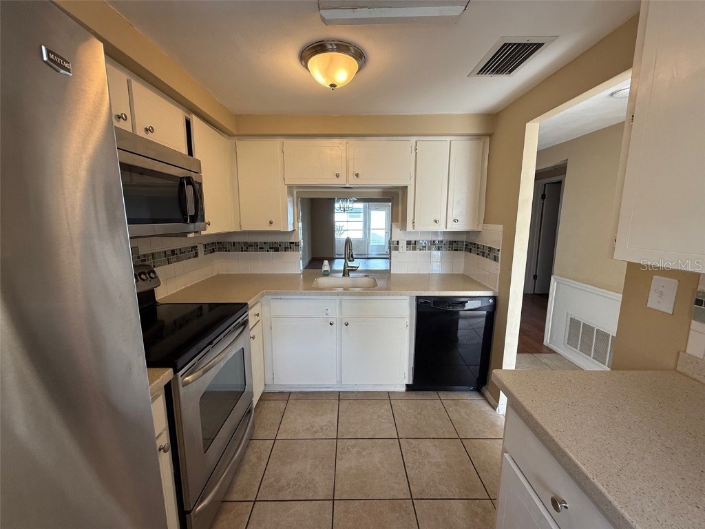 4233 Tamargo Drive #4233 New Port Richey FL 34652 W7879017 image5