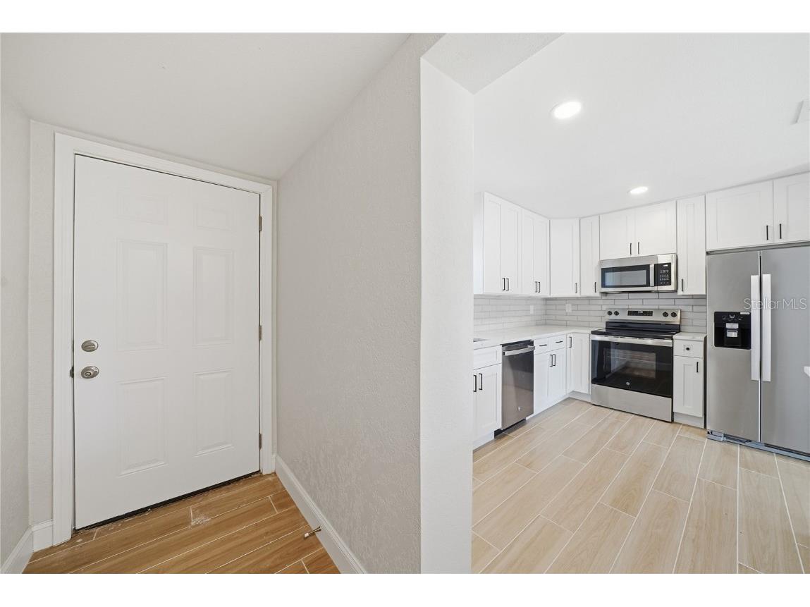 4234 Des Moines Street NE Saint Petersburg FL 33703 TB8456057 image13