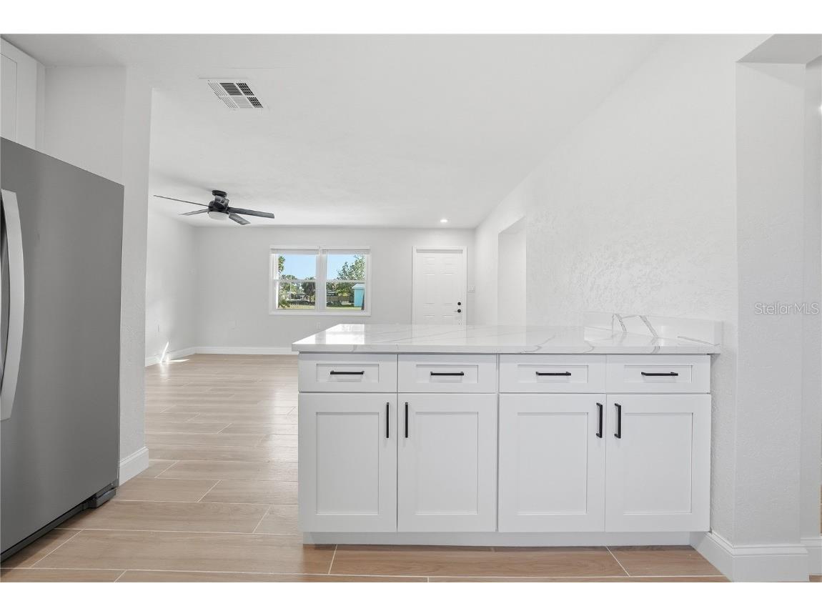 4234 Des Moines Street NE Saint Petersburg FL 33703 TB8456057 image14