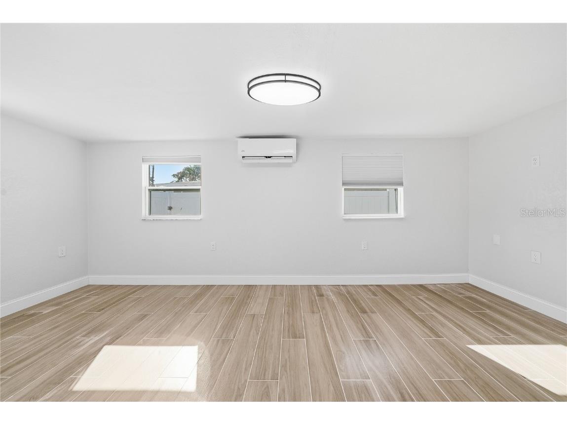 4234 Des Moines Street NE Saint Petersburg FL 33703 TB8456057 image19