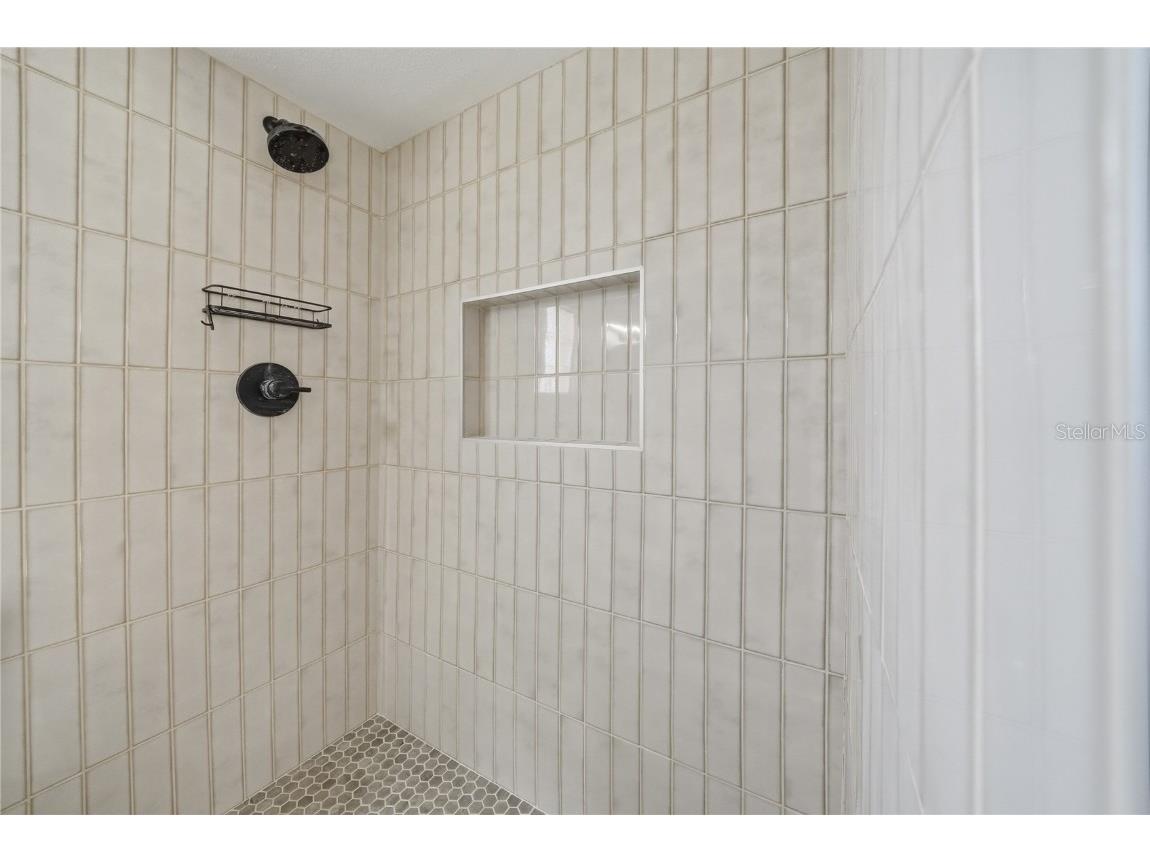 4234 Des Moines Street NE Saint Petersburg FL 33703 TB8456057 image23