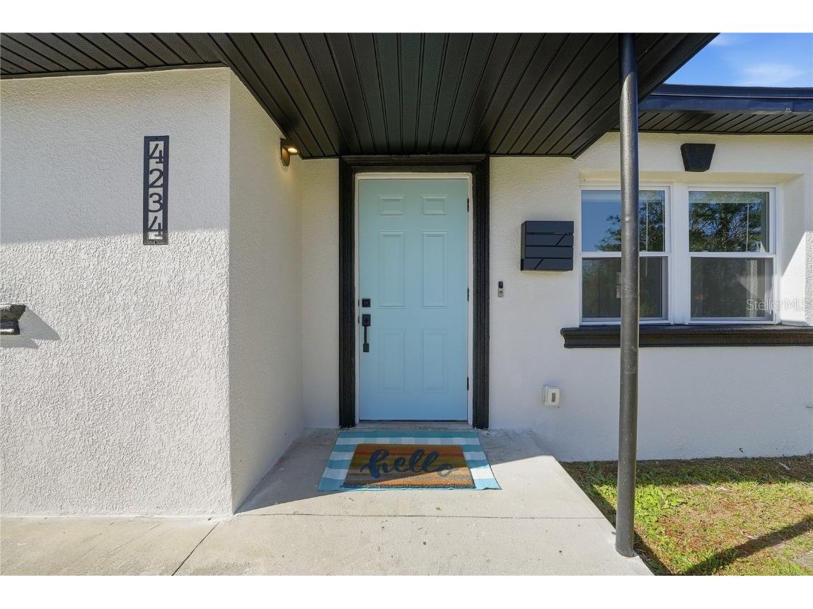 4234 Des Moines Street NE Saint Petersburg FL 33703 TB8456057 image3