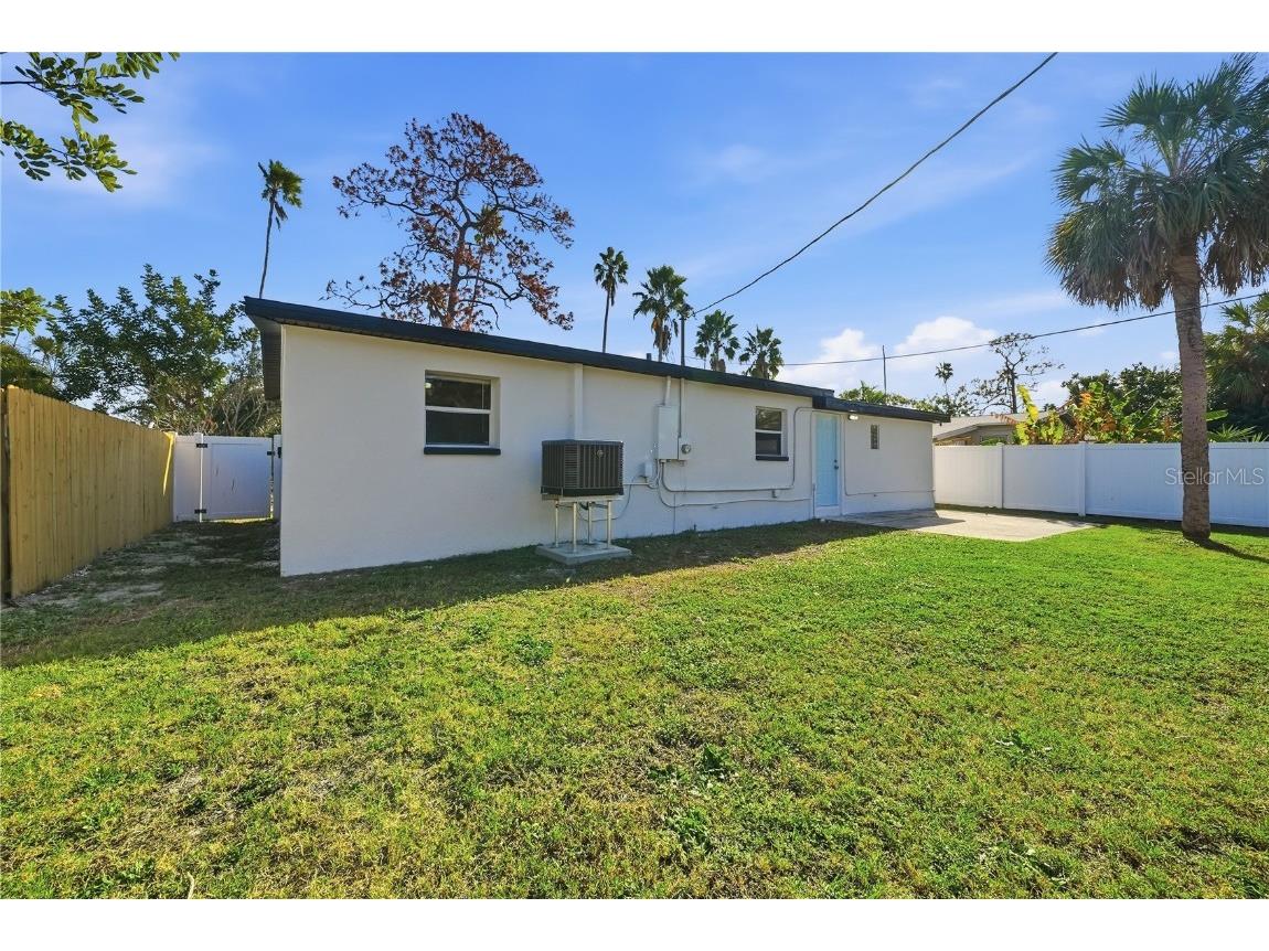 4234 Des Moines Street NE Saint Petersburg FL 33703 TB8456057 image33
