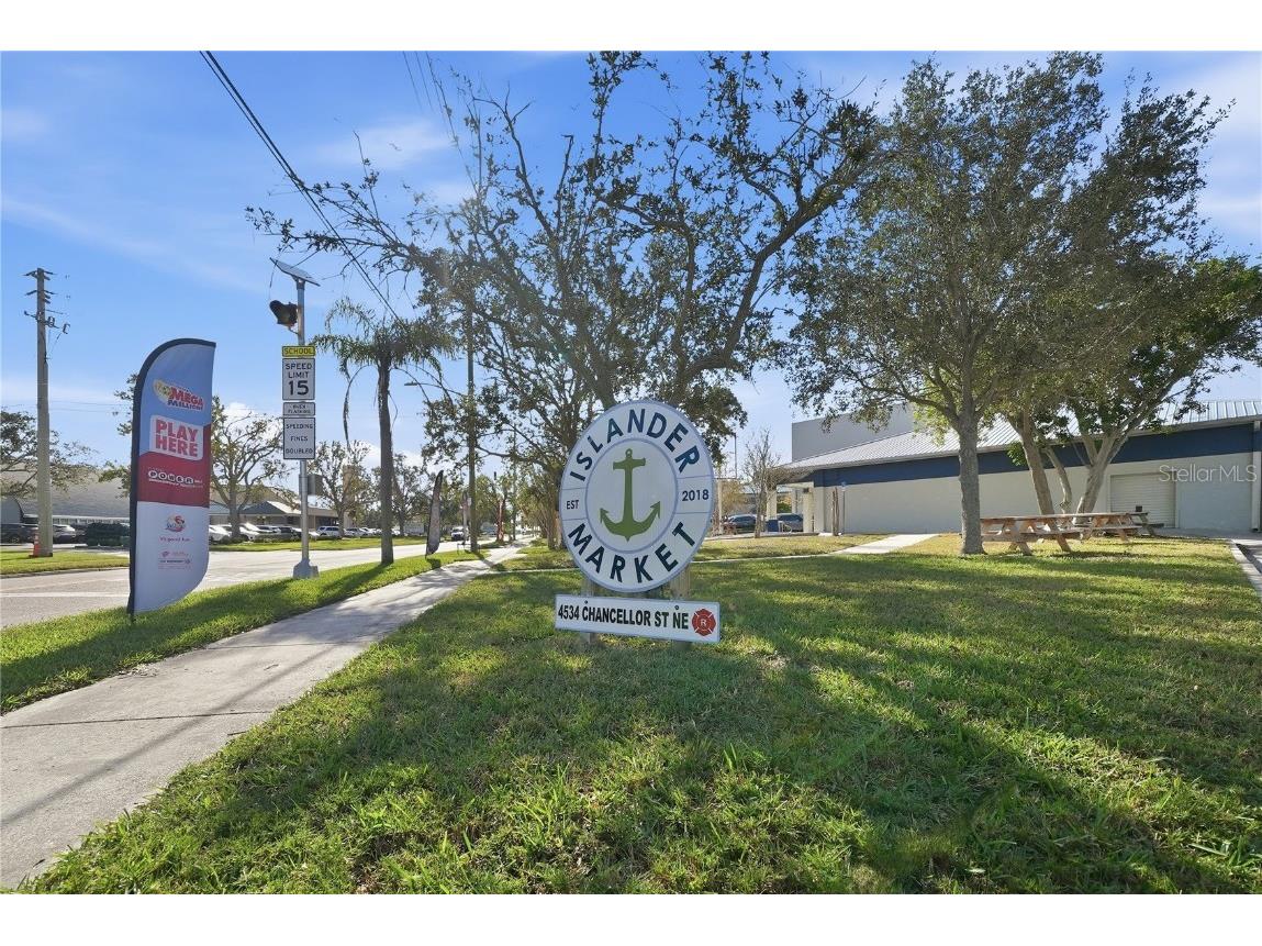 4234 Des Moines Street NE Saint Petersburg FL 33703 TB8456057 image45