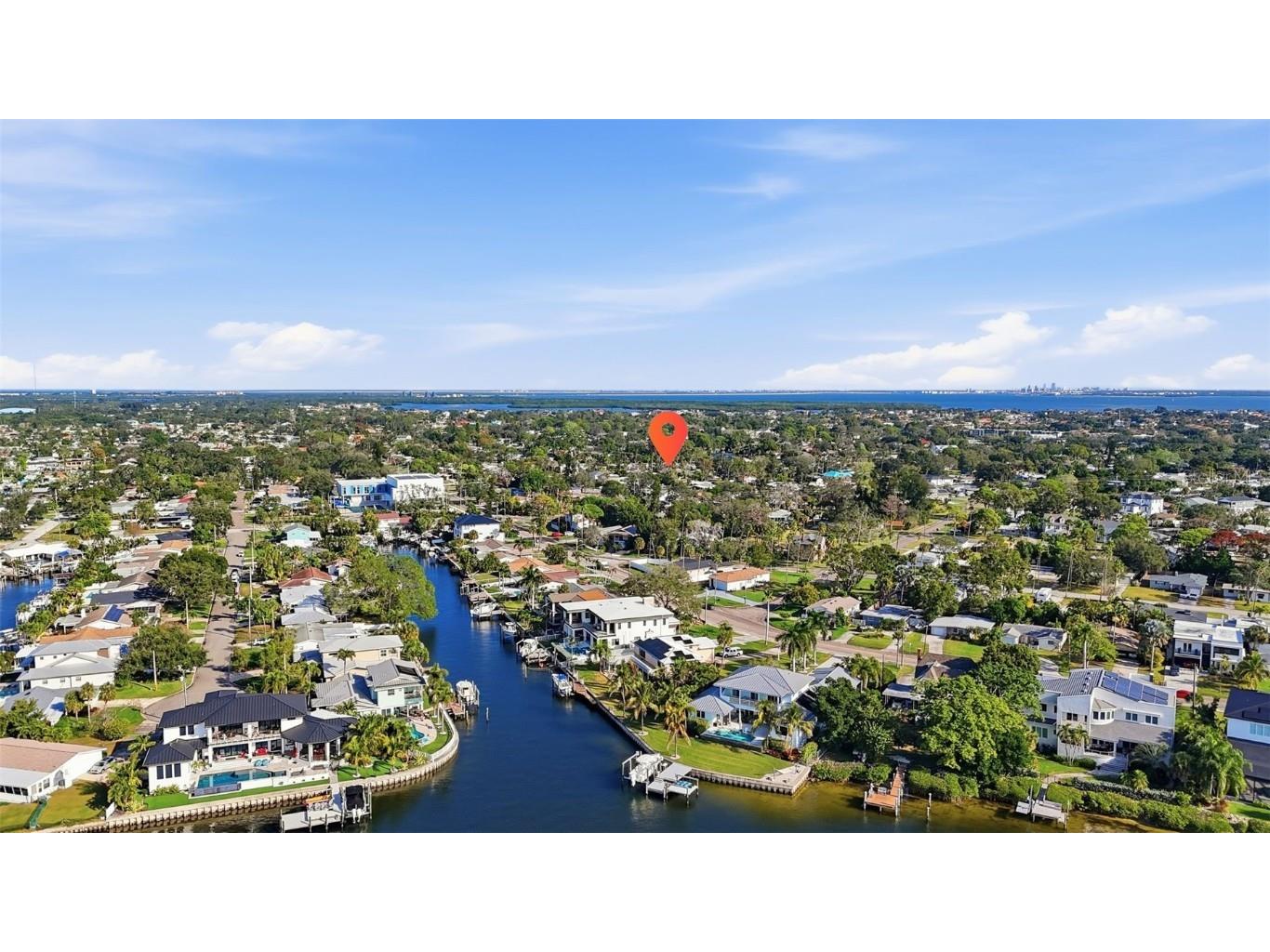 4234 Des Moines Street NE Saint Petersburg FL 33703 TB8456057 image47