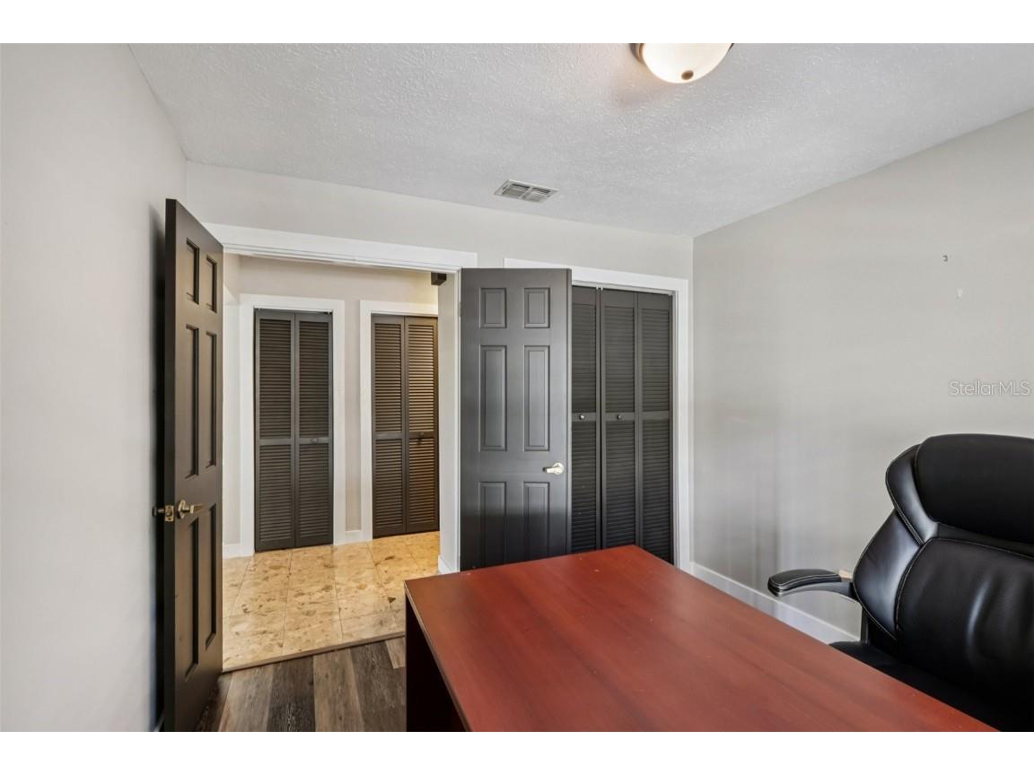 4234 Golf Club Lane Tampa FL 33618 TB8437922 image16