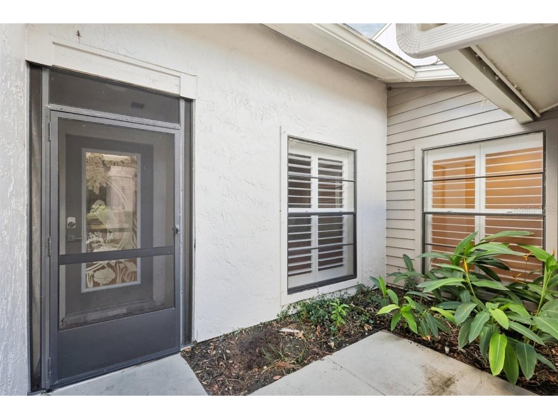 4234 Golf Club Lane Tampa FL 33618 TB8437922 image2