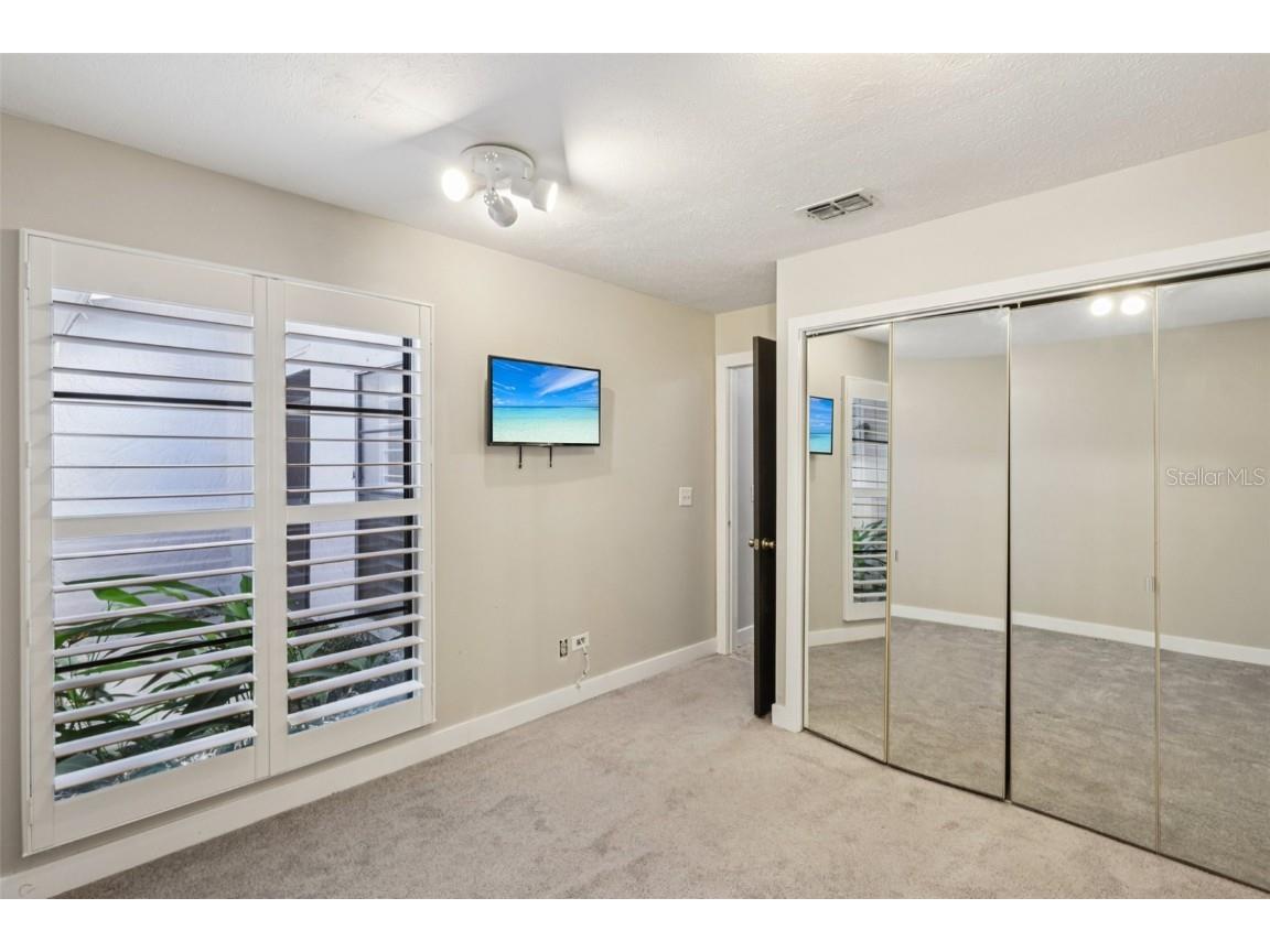 4234 Golf Club Lane Tampa FL 33618 TB8437922 image20