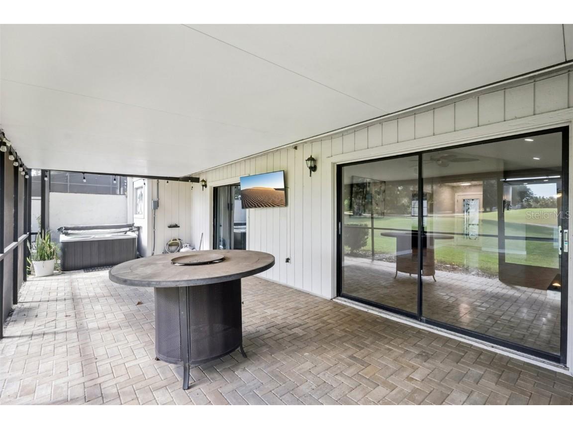 4234 Golf Club Lane Tampa FL 33618 TB8437922 image23