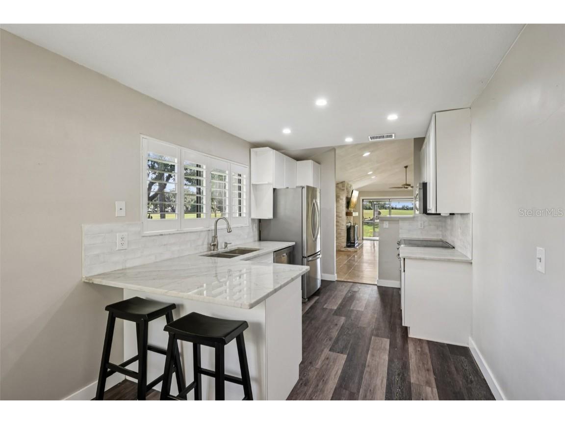 4234 Golf Club Lane Tampa FL 33618 TB8437922 image7