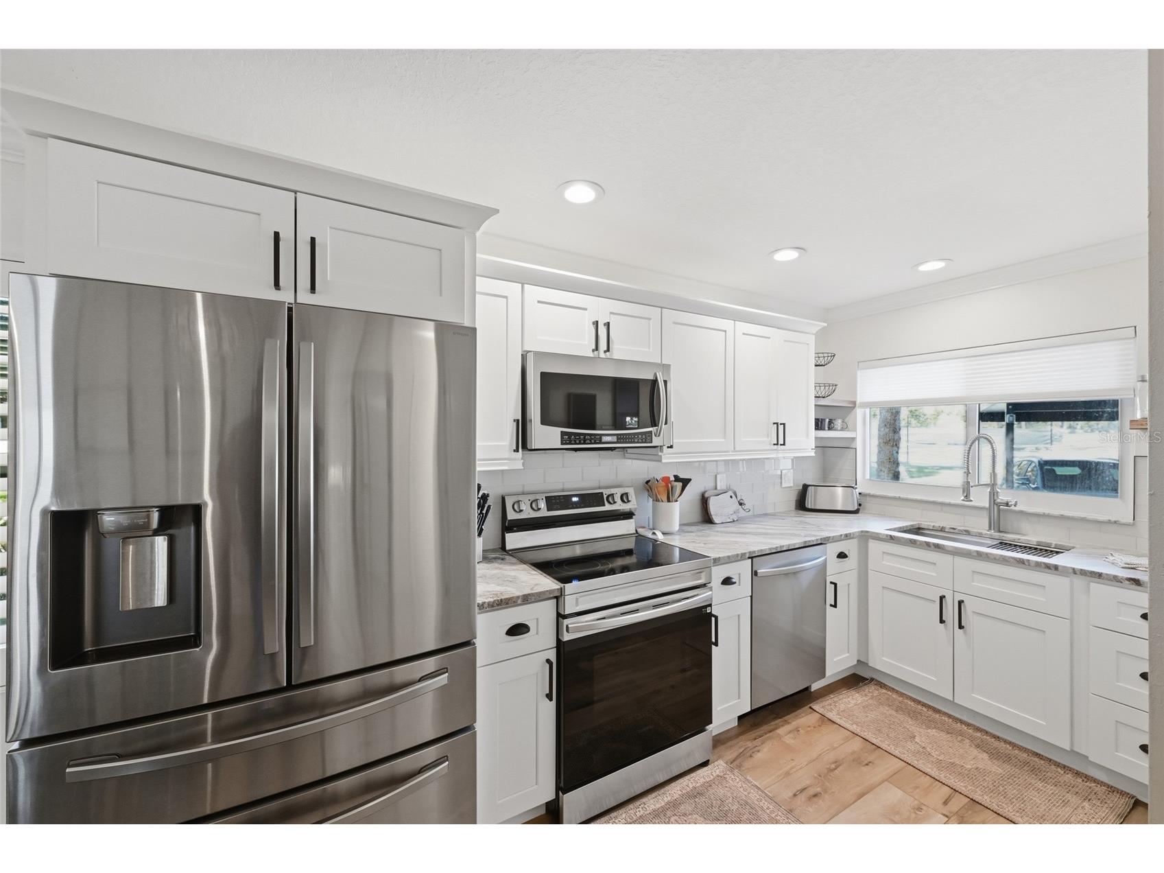 4234 Gulf Of Mexico Drive #D1 Longboat Key FL 34228 - GULF SARASOTA BAY A4673543 image11