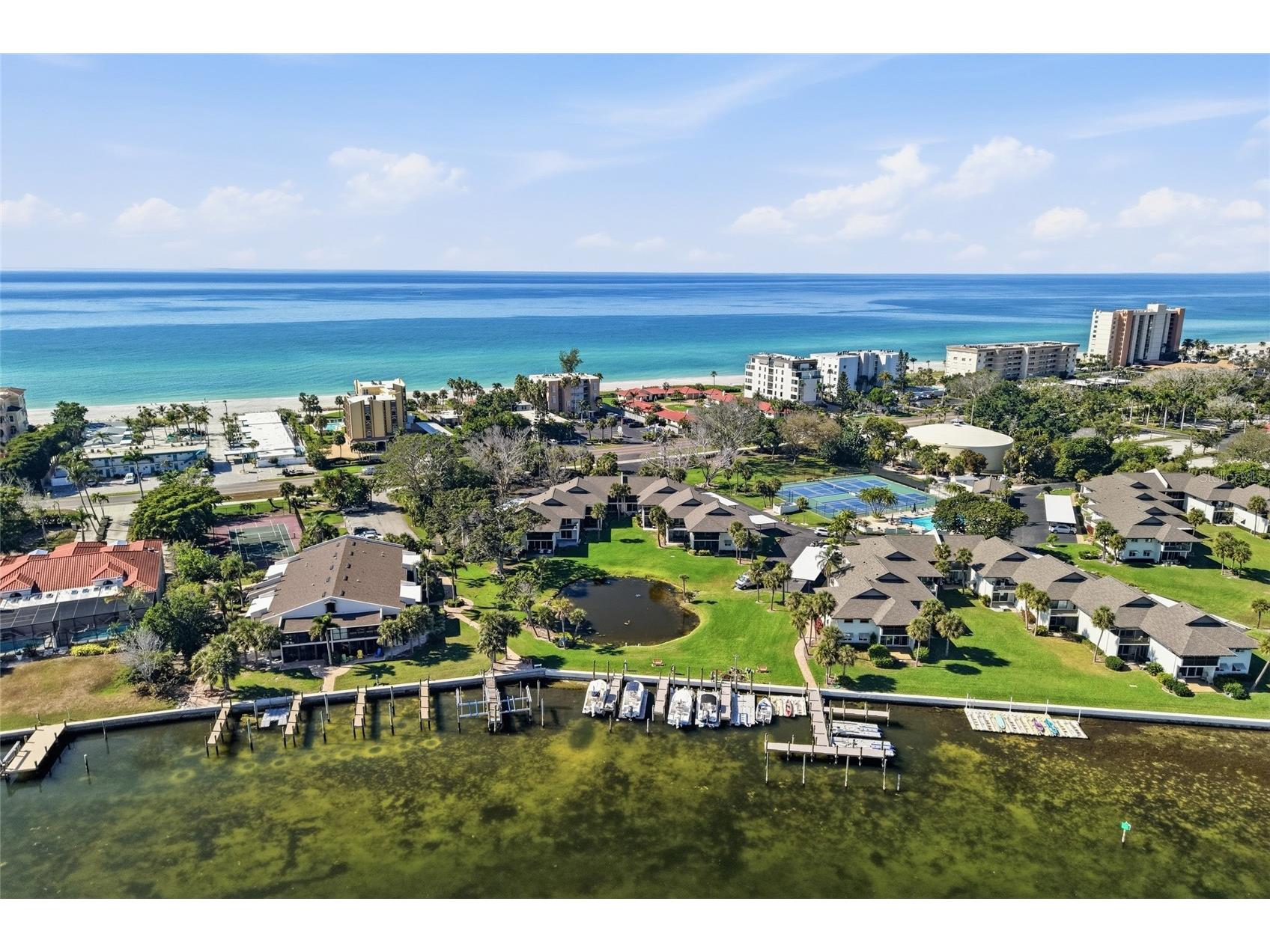 4234 Gulf Of Mexico Drive #D1 Longboat Key FL 34228 - GULF SARASOTA BAY A4673543 image2
