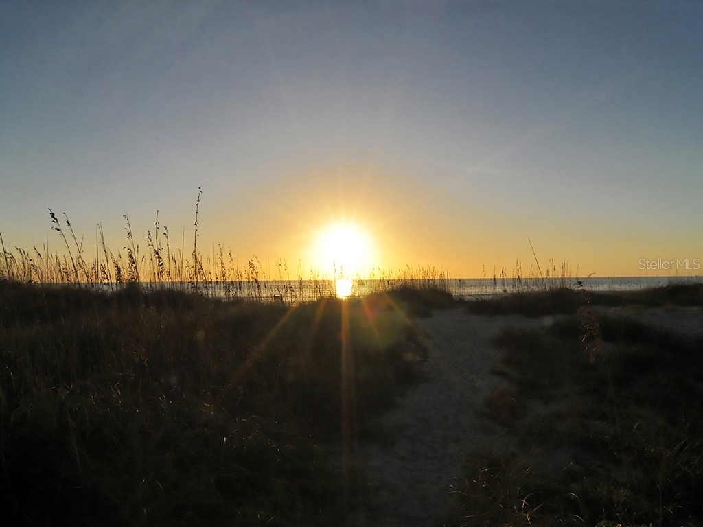 4234 Gulf Of Mexico Drive #E2 Longboat Key FL 34228 - SARASOTA BAY A4667654 image40