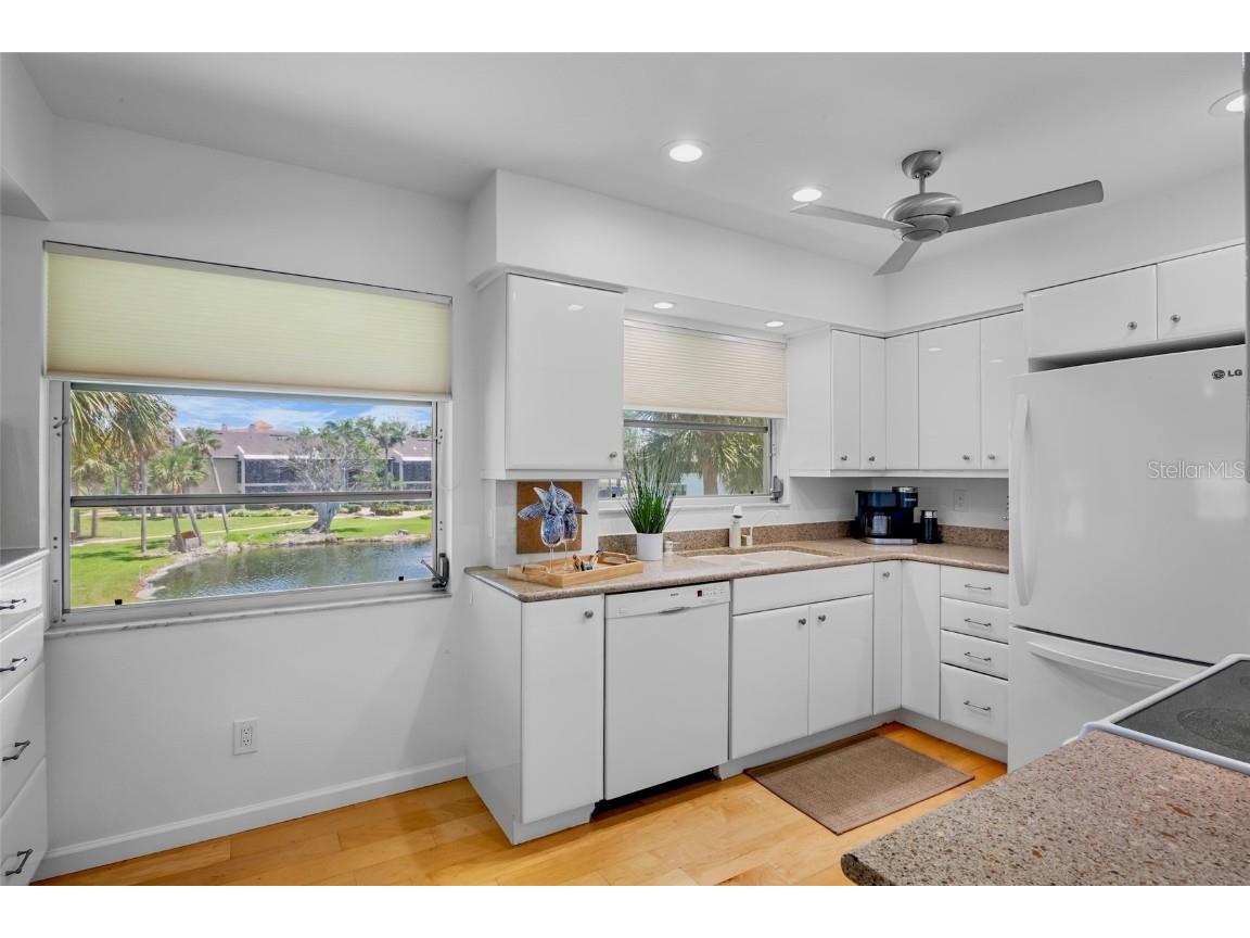 4234 Gulf Of Mexico Drive #G2 Longboat Key FL 34228 - SARASOTA BAY GULF OF MEXICO A4653045 image18