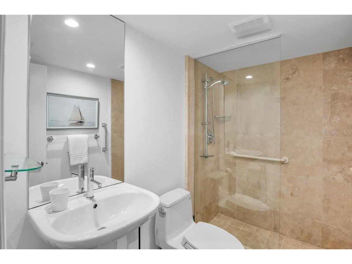 4234 Gulf Of Mexico Drive #G2 Longboat Key FL 34228 - SARASOTA BAY GULF OF MEXICO A4653045 image24