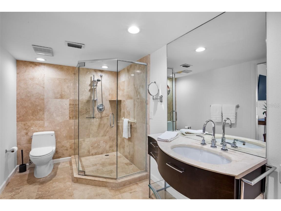 4234 Gulf Of Mexico Drive #G2 Longboat Key FL 34228 - SARASOTA BAY GULF OF MEXICO A4653045 image32