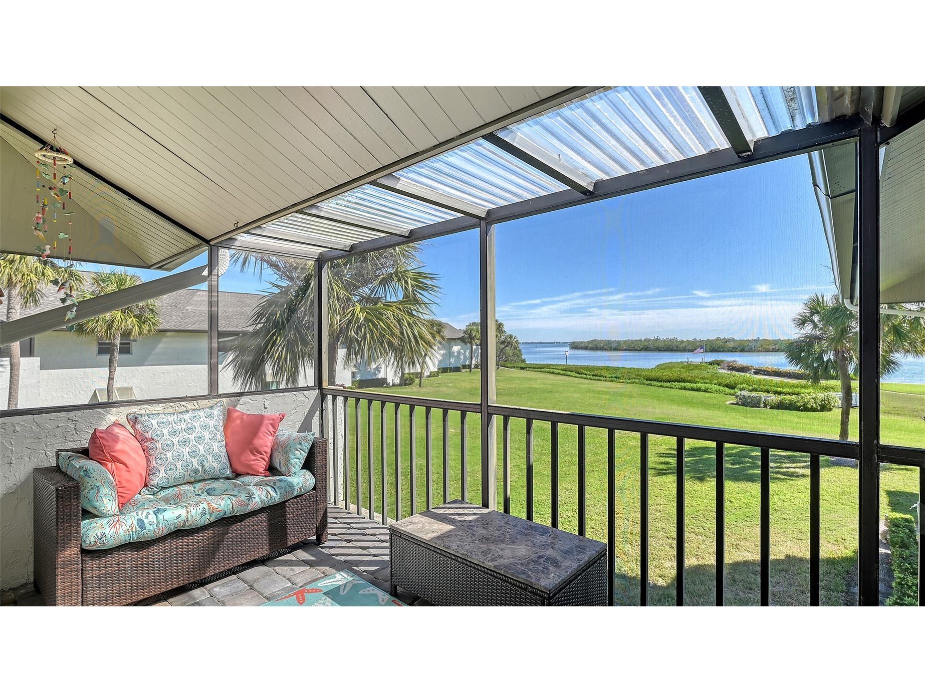 4234 Gulf Of Mexico Drive #Q2 Longboat Key FL 34228 - SARASOTA BAY ICW GULF OF MEX A4643486 image1