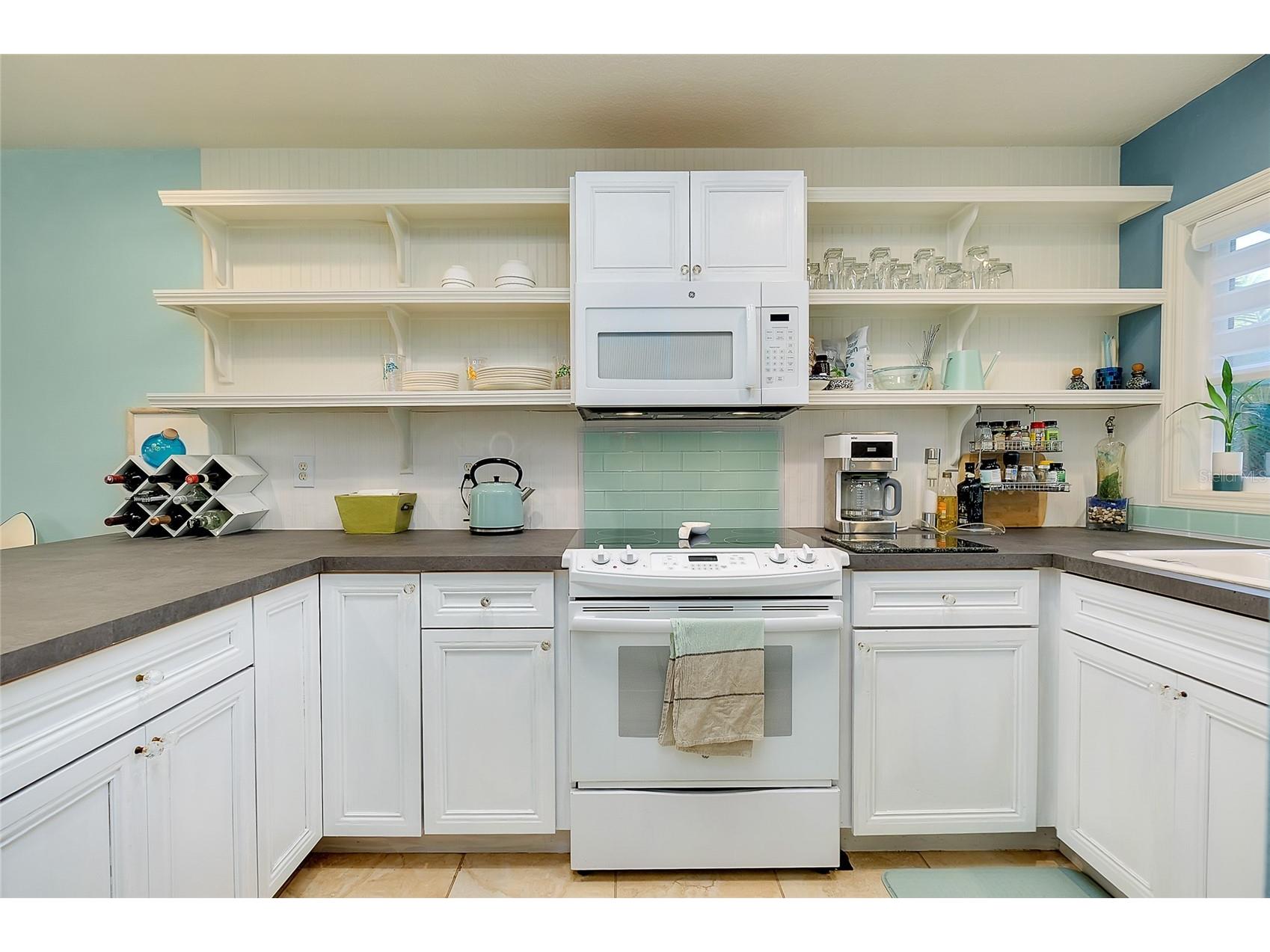 4234 Gulf Of Mexico Drive #U1 Longboat Key FL 34228 - SARASOTA BAY A4677626 image6