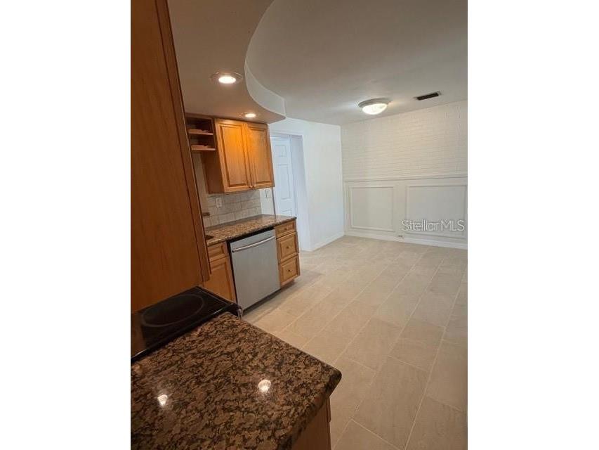 4234 Ridgefield Avenue Holiday FL 34691 TB8485977 image5