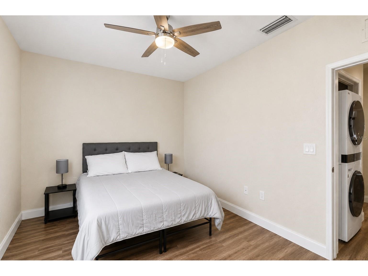 4234 Tyler Circle N #102B Saint Petersburg FL 33709 TB8508993 image13