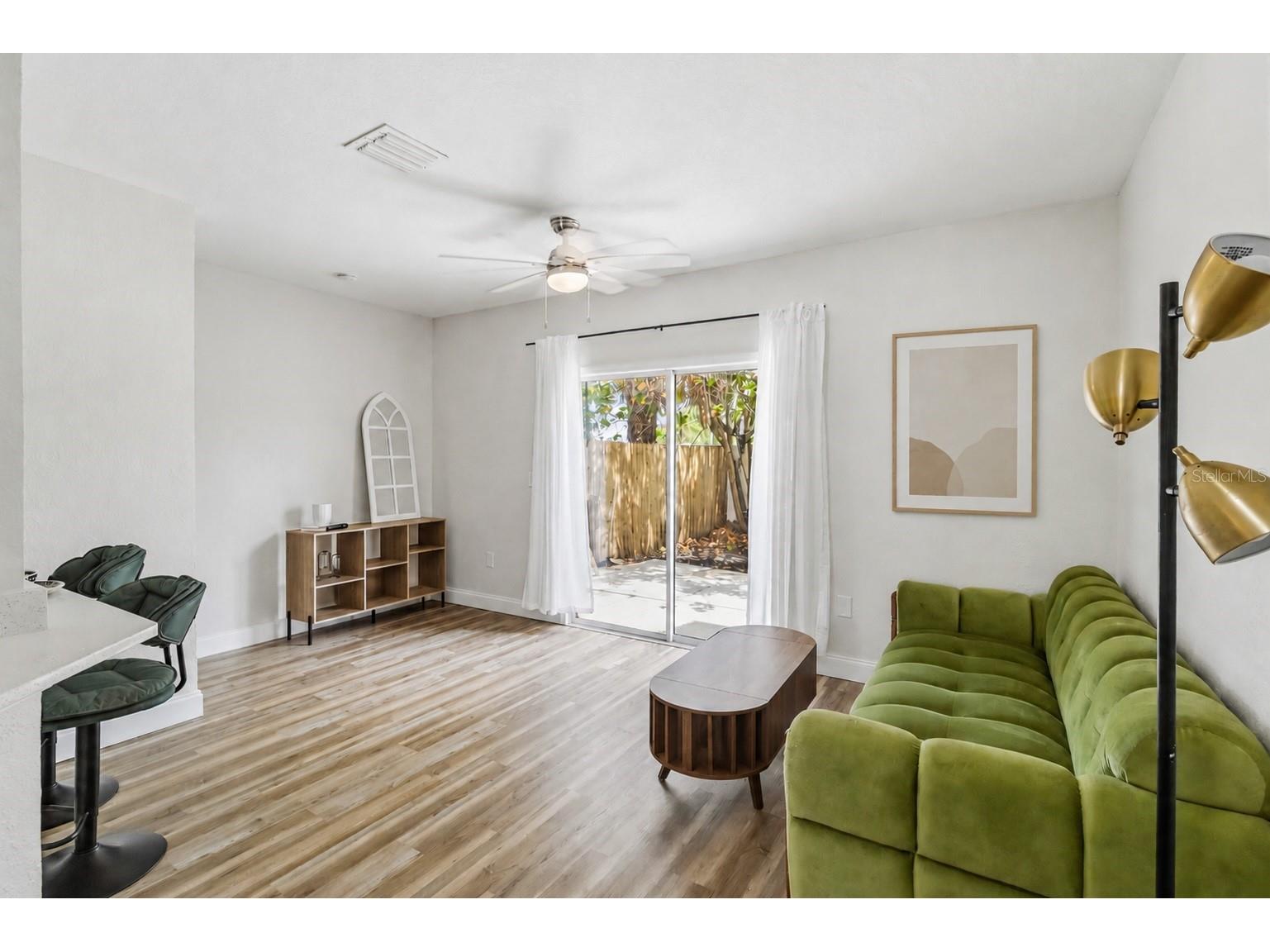 4234 Tyler Circle N #102B Saint Petersburg FL 33709 TB8508993 image4