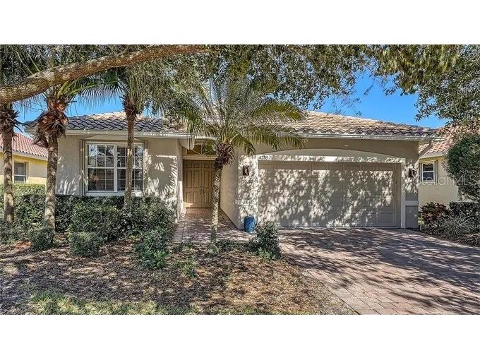 4235 63rd Terrace E Sarasota FL 34243 A4569977 image1