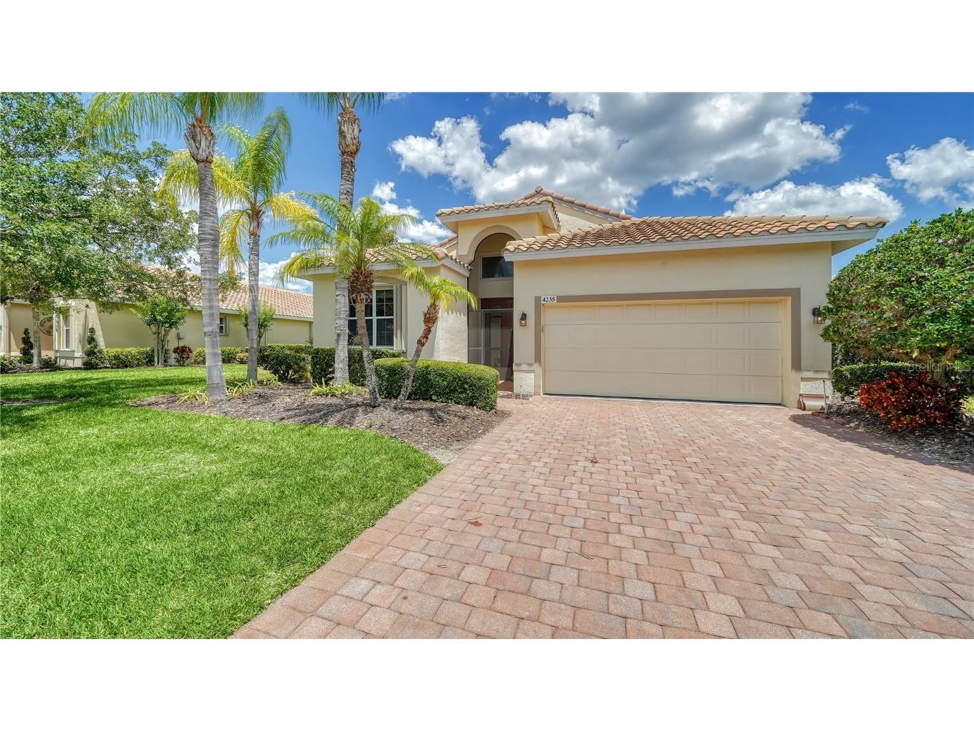4235 64th Drive E Sarasota FL 34243 A4609041 image1