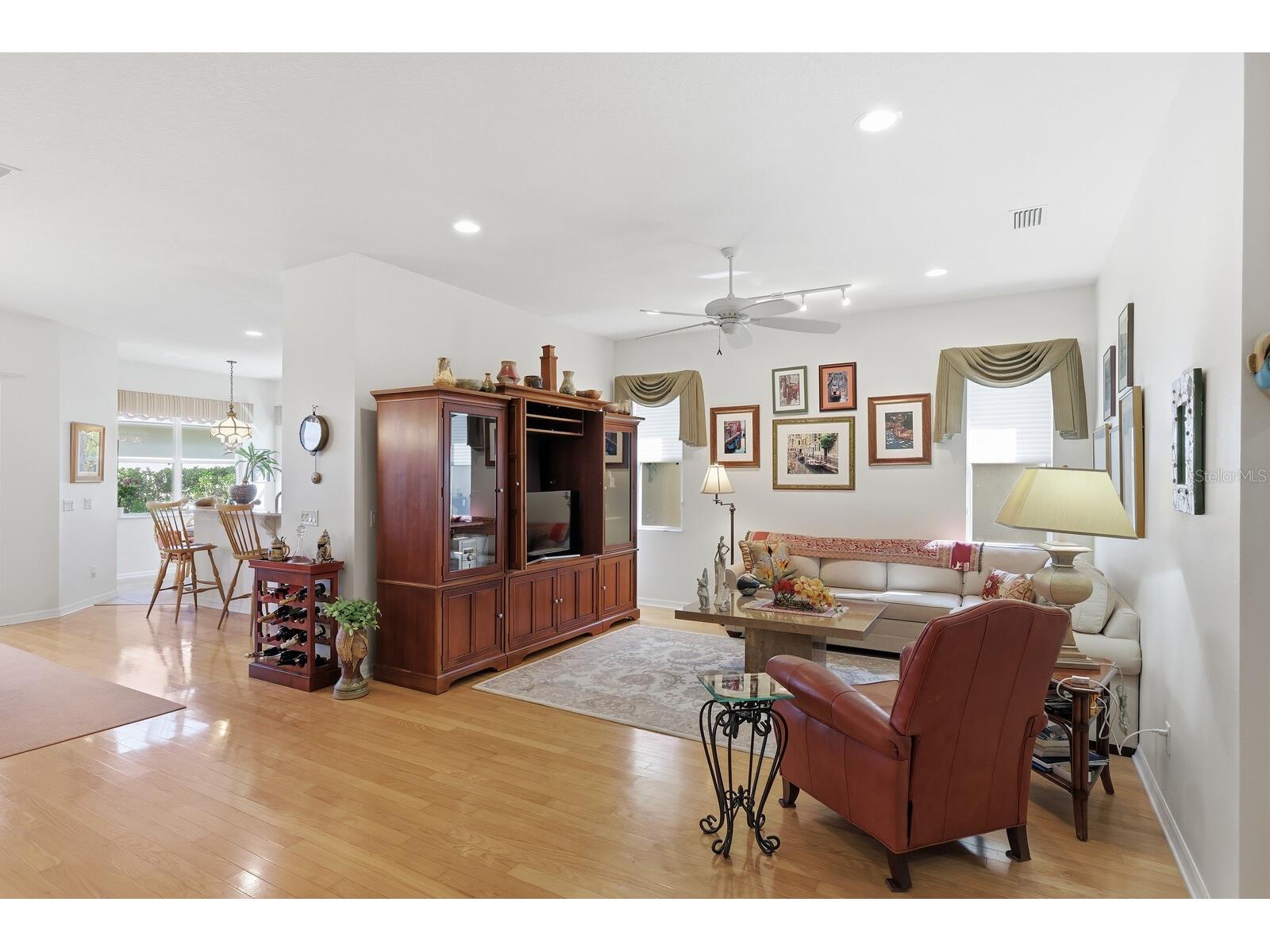 4235 65th Terrace E Sarasota FL 34243 A4667138 image18