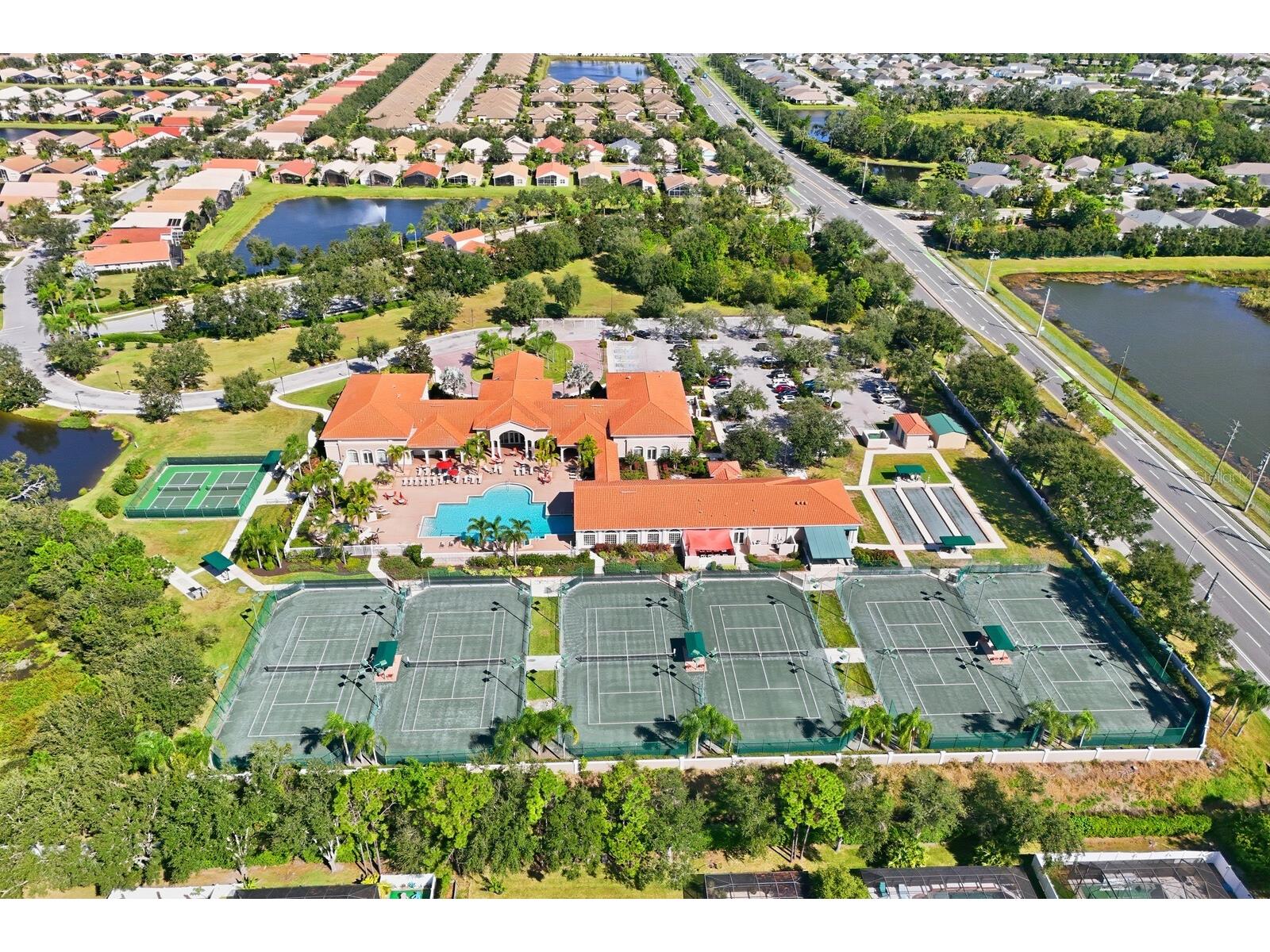 4235 65th Terrace E Sarasota FL 34243 A4667138 image48