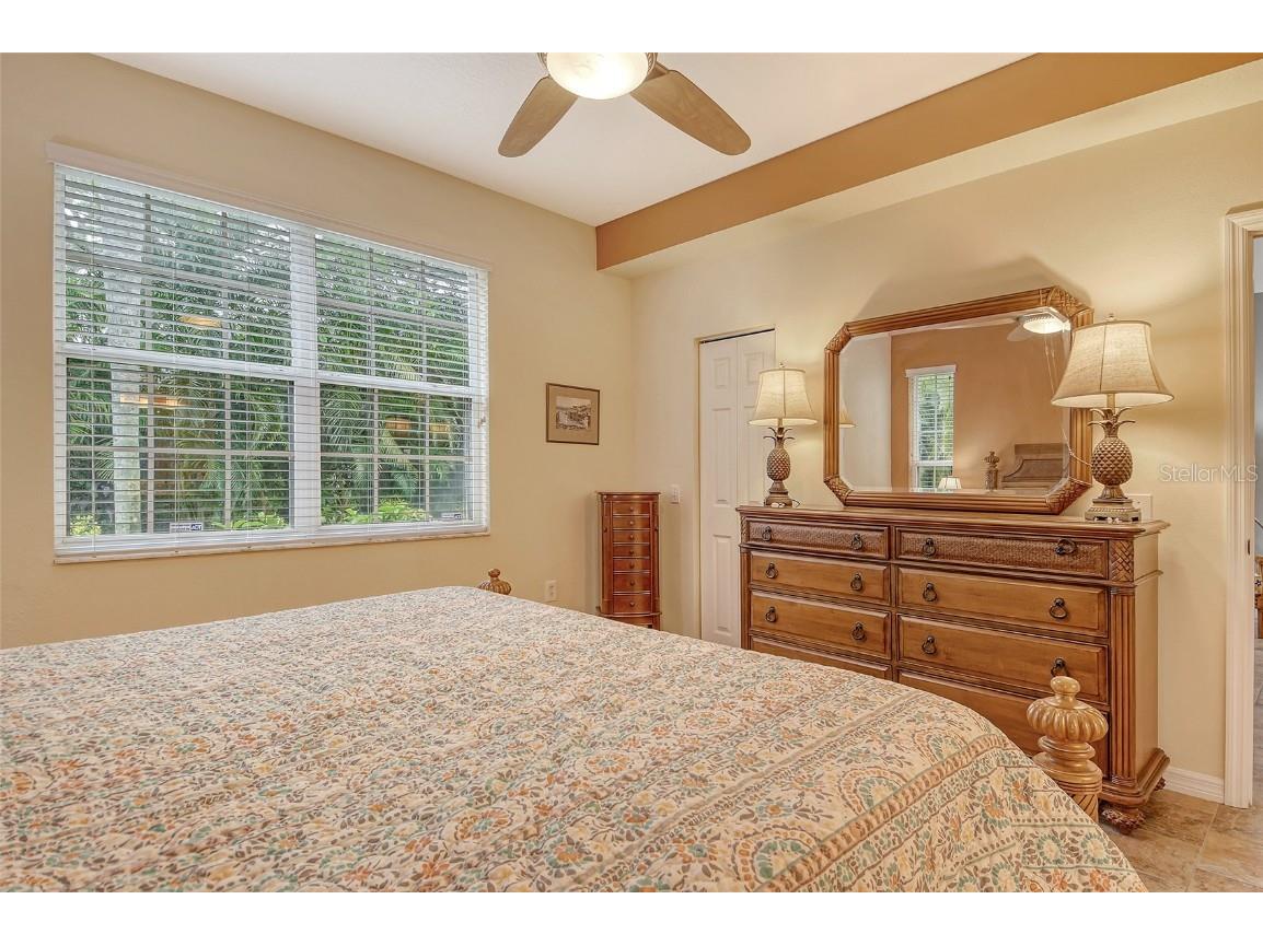 4235 Castlebridge Lane #1210 Sarasota FL 34238 A4662111 image22