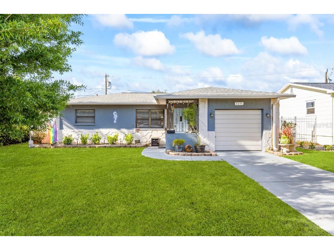 4235 Dartmouth Avenue N Saint Petersburg FL 33713 TB8371237 image1