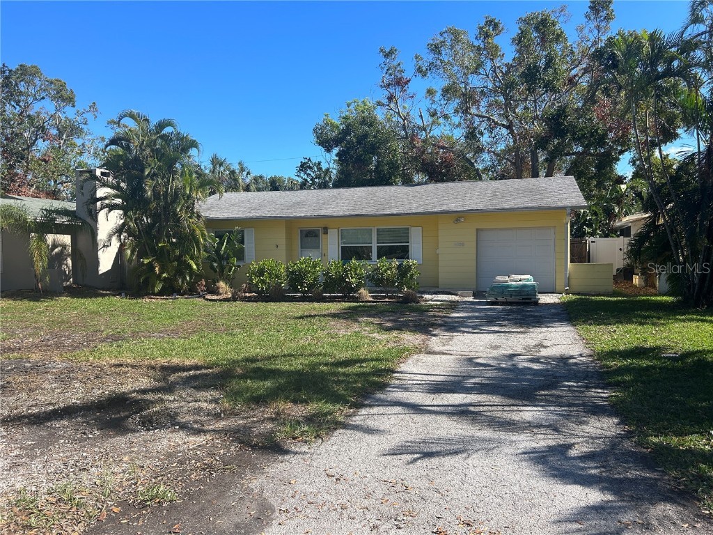 4235 Helena Street NE Saint Petersburg FL 33703 TB8321613 image1