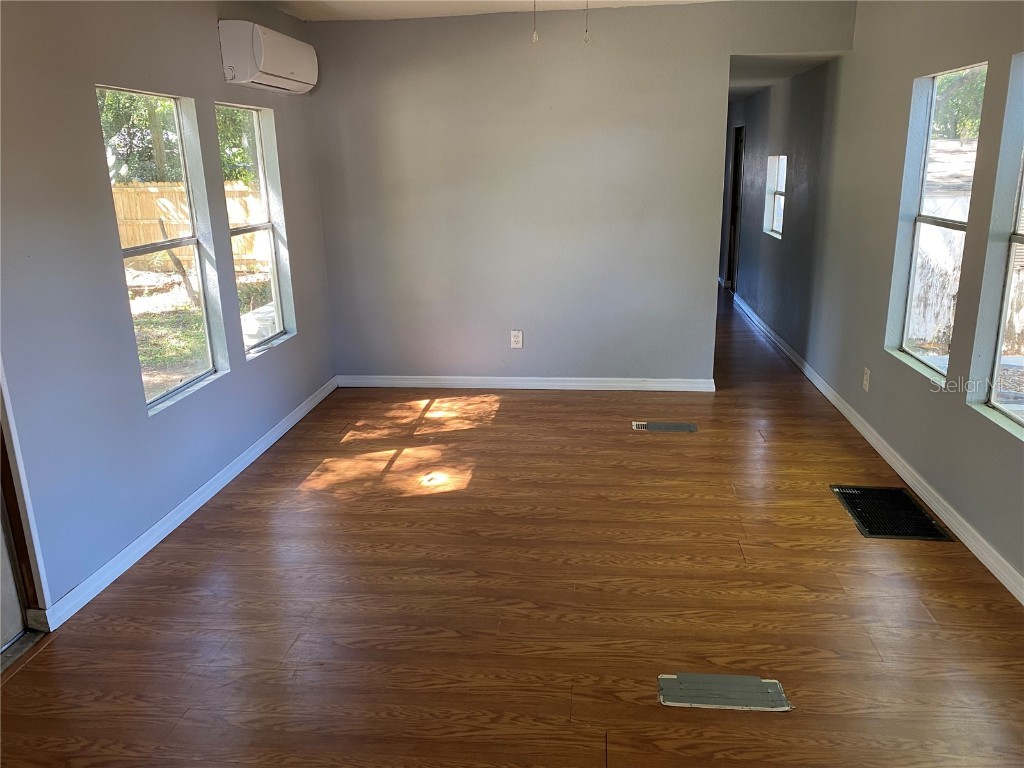 4235 Memphis Avenue New Port Richey FL 34652 TB8438859 image4