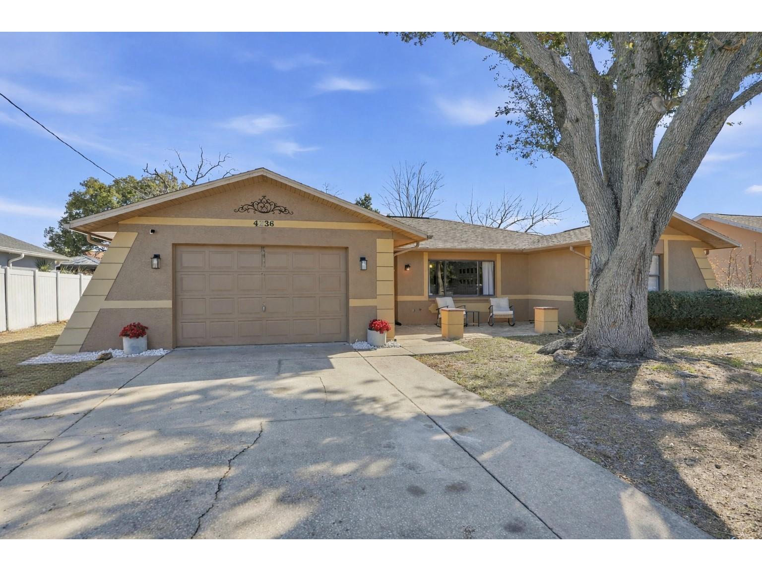 4236 Bayridge Court Spring Hill FL 34606 TB8476388 image1