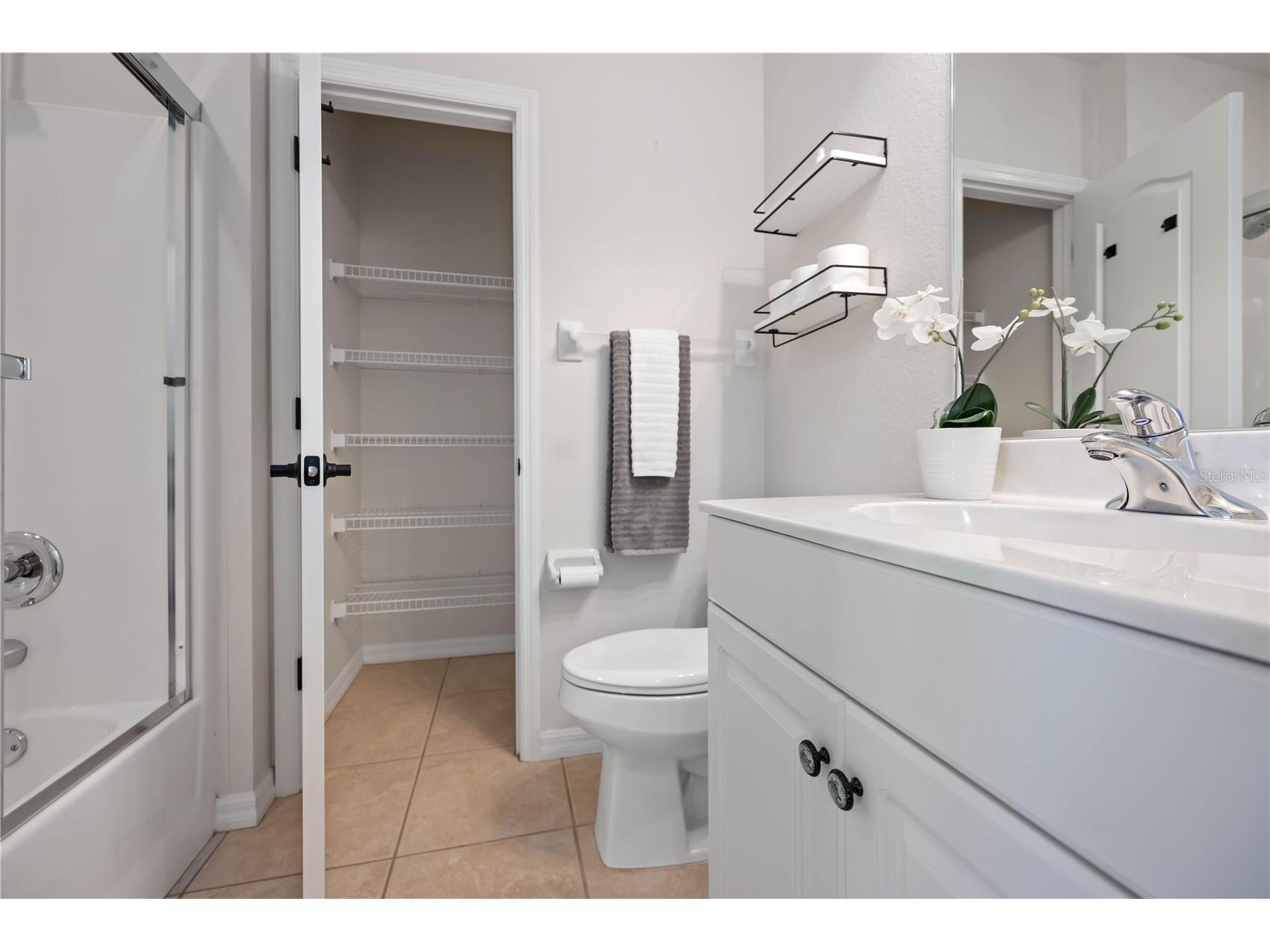 4236 Vicenza Drive #C Venice FL 34293 A4672284 image35