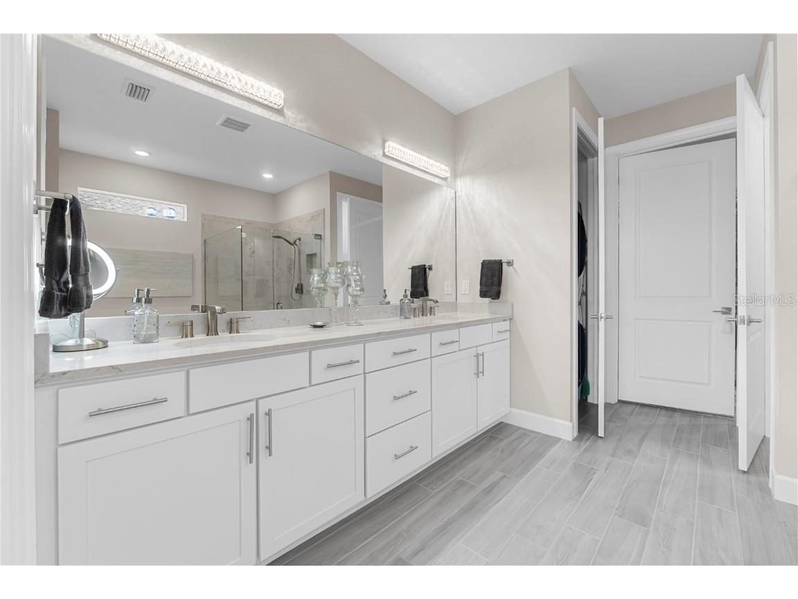 42363 Edgewater Drive Punta Gorda FL 33982 C7518781 image27