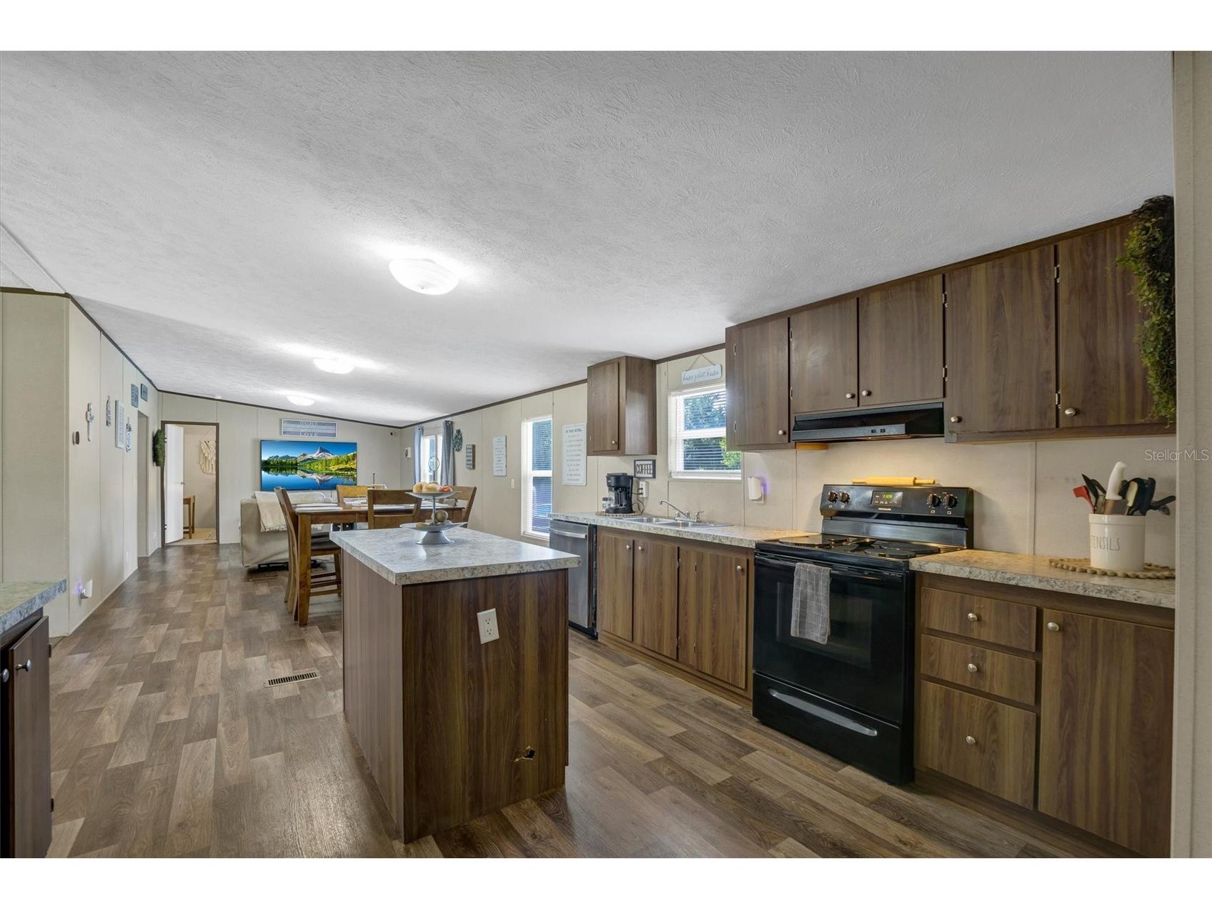 4237 Coyote Trail Polk City FL 33868 P4939275 image11
