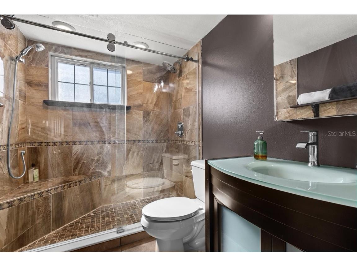 4237 Dr Martin Luther King Jr Street N Saint Petersburg FL 33703 TB8320421 image11