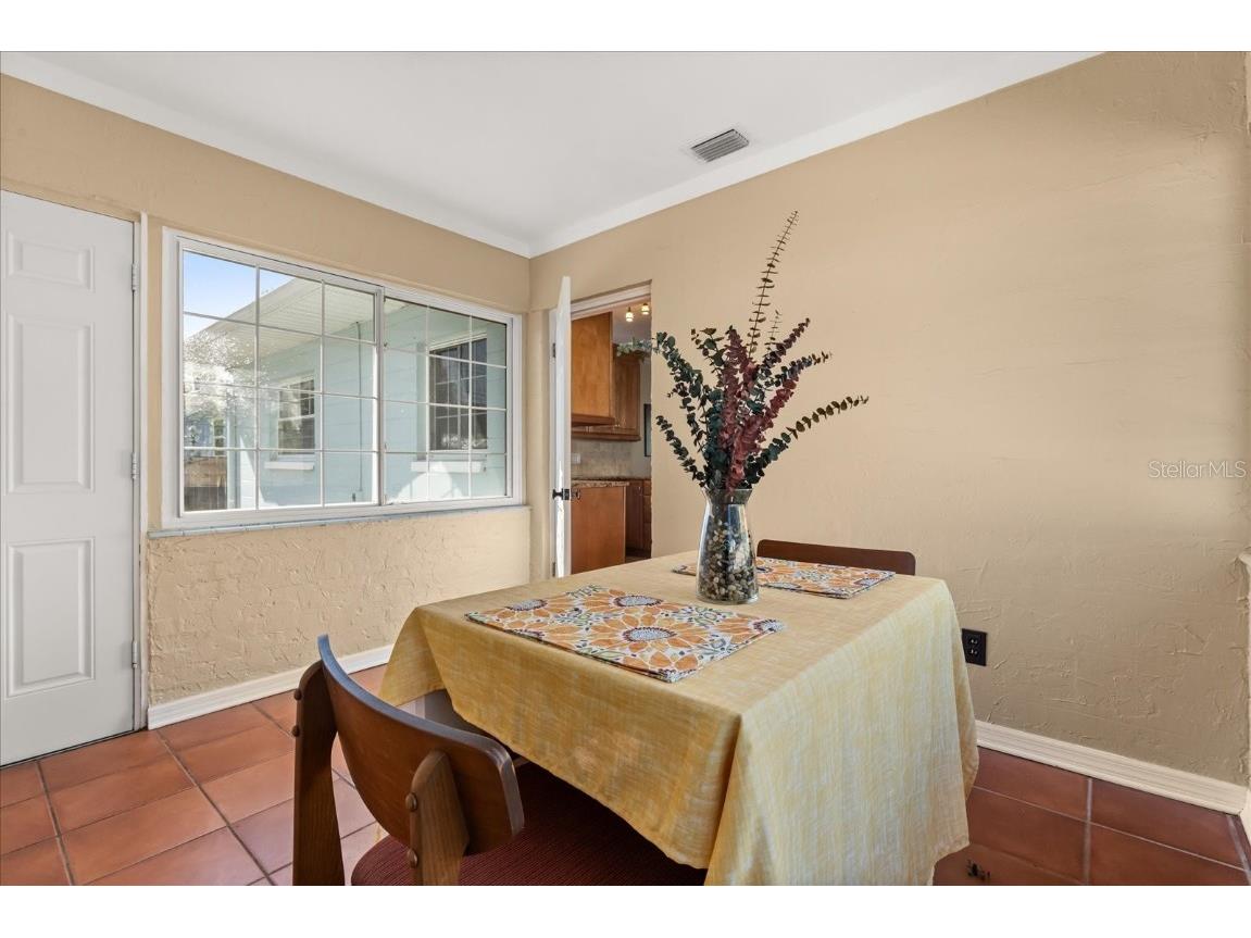 4237 Dr Martin Luther King Jr Street N Saint Petersburg FL 33703 TB8320421 image15