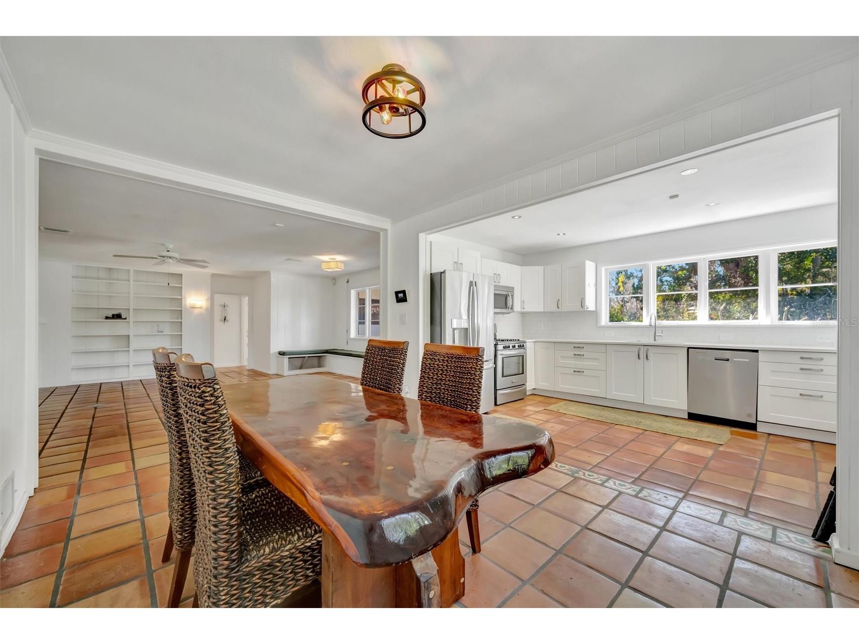 4237 Higel Avenue Sarasota FL 34242 A4686838 image16