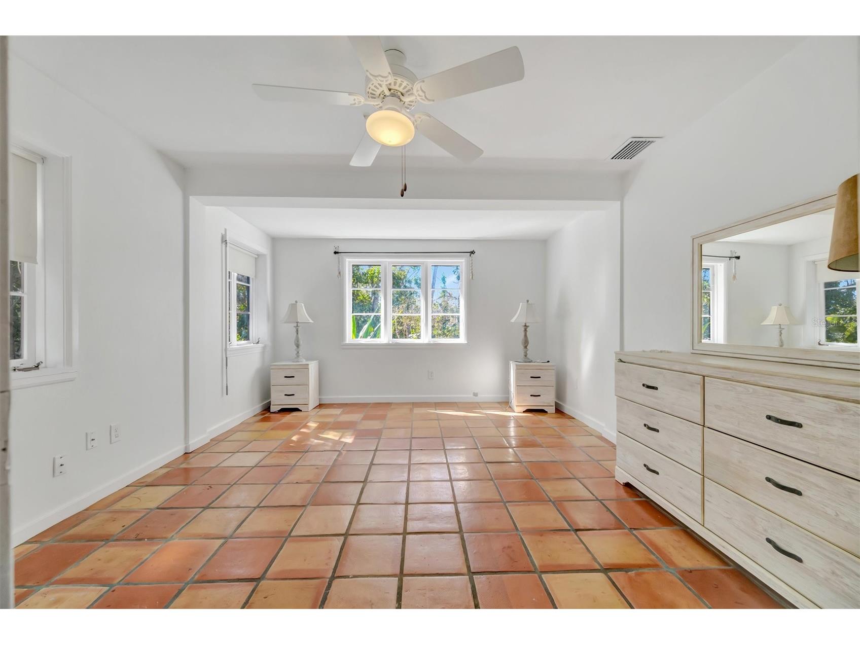 4237 Higel Avenue Sarasota FL 34242 A4686838 image24