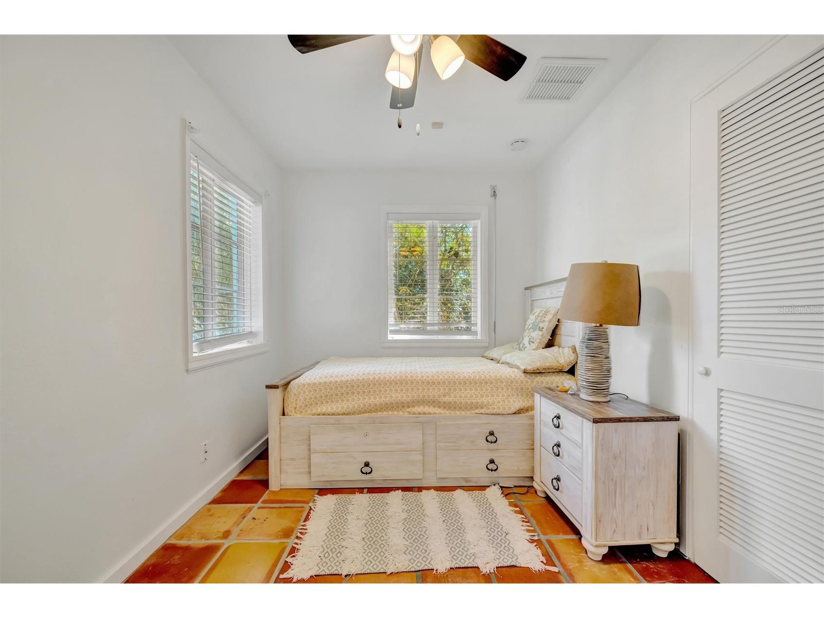 4237 Higel Avenue Sarasota FL 34242 A4686838 image27